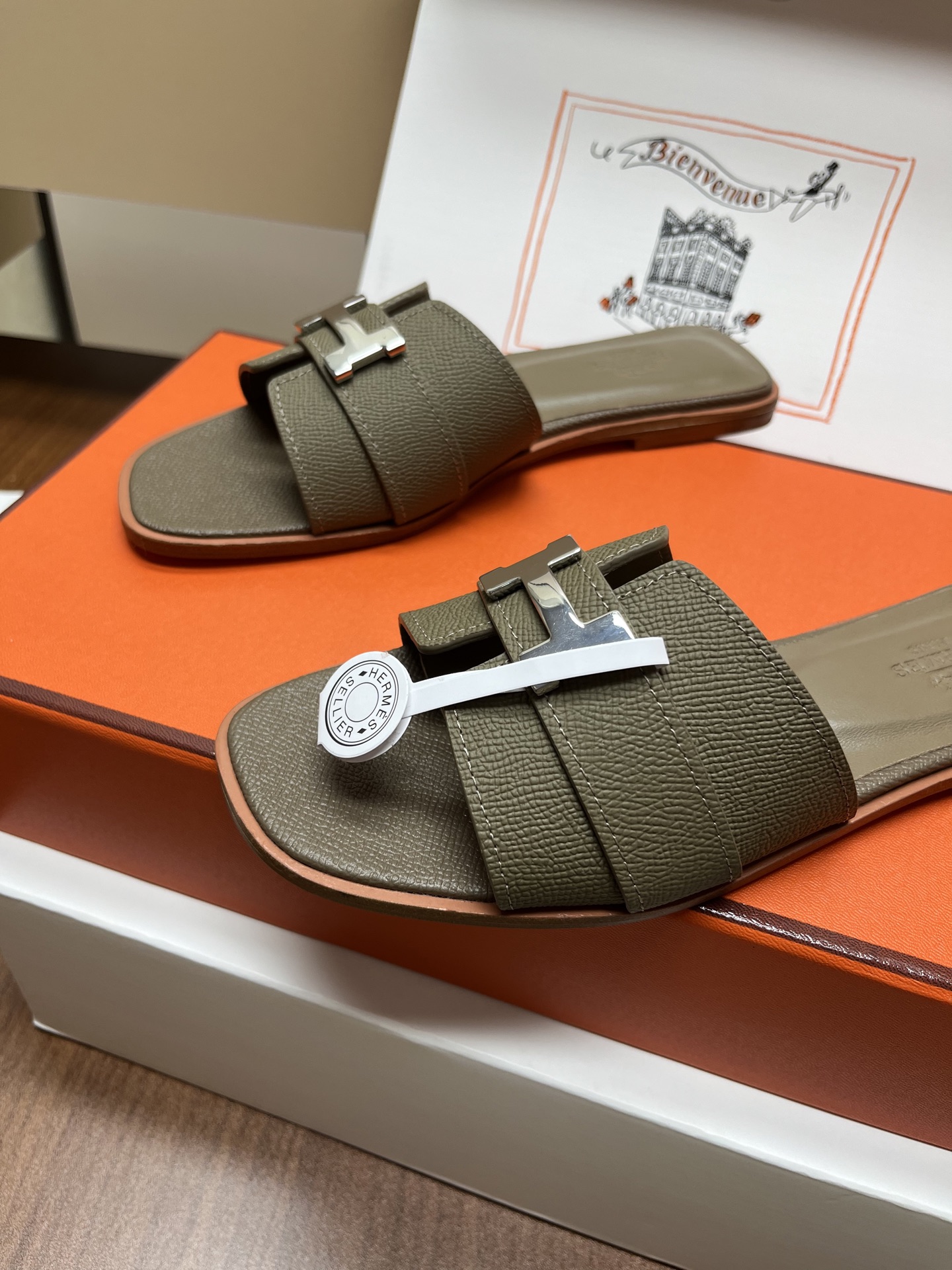 Hermes Slides