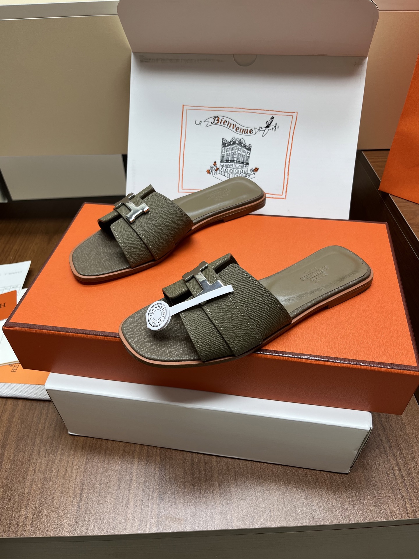 Hermes Slides