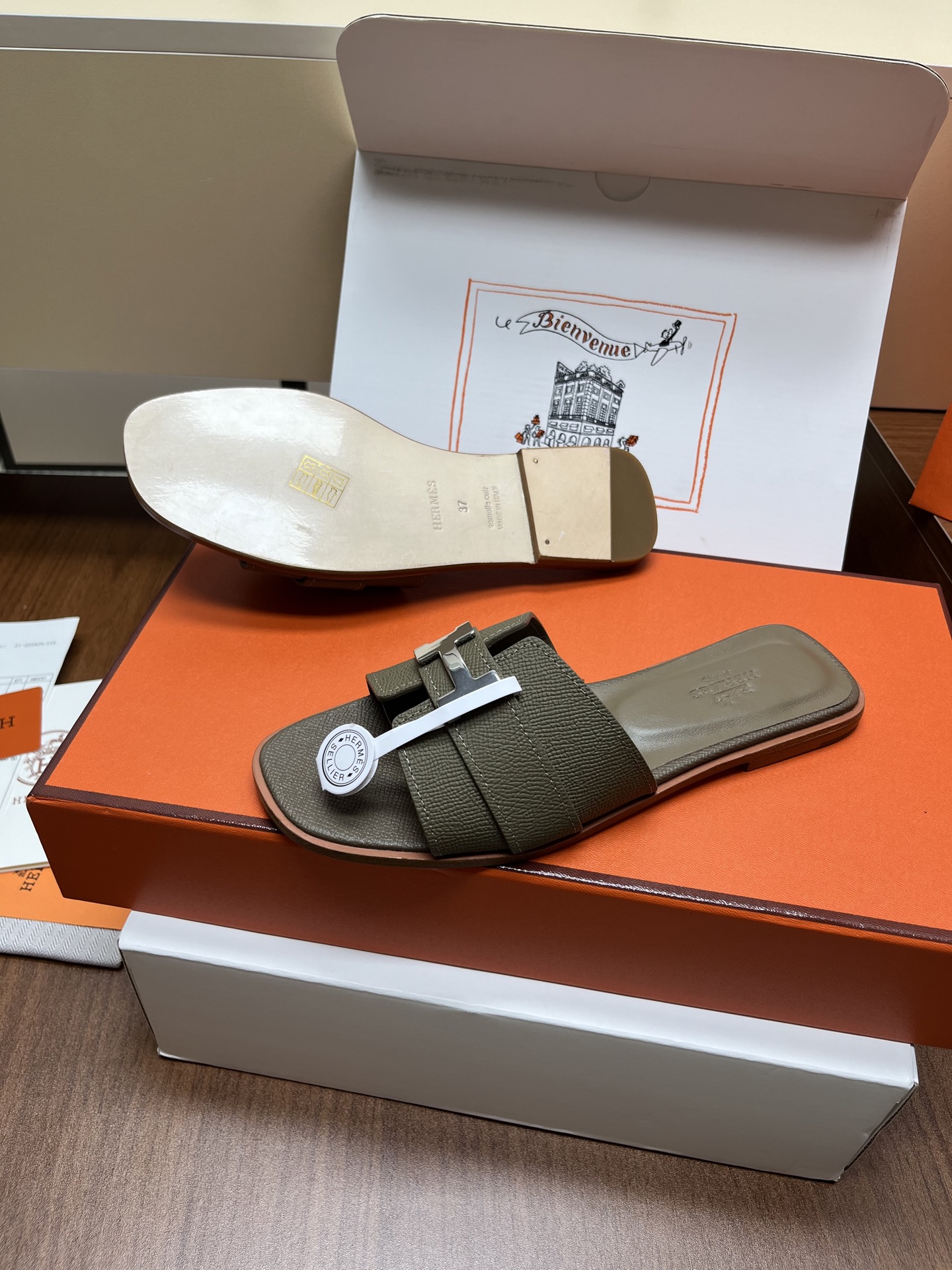 Hermes Slides