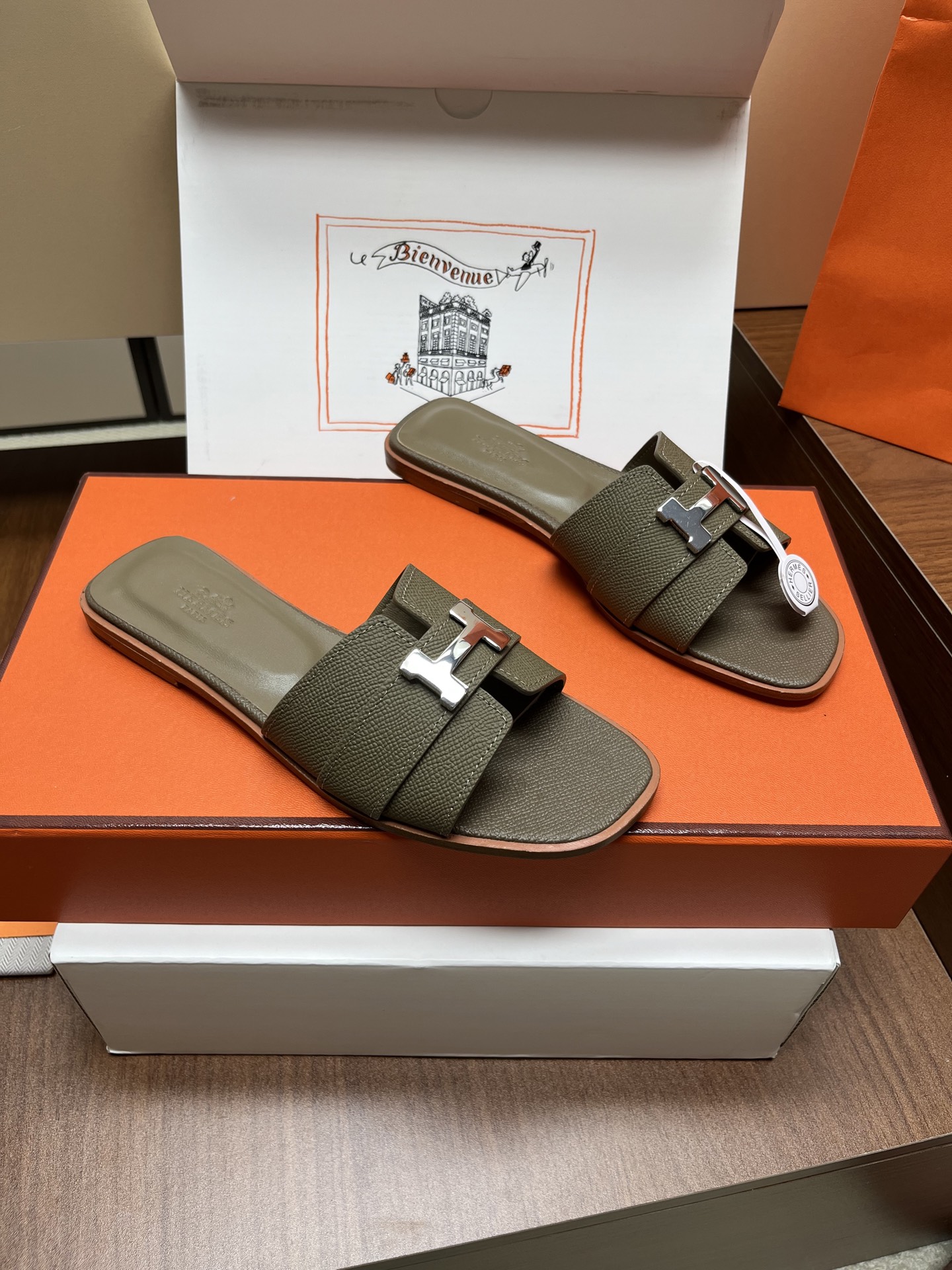 Hermes Slides