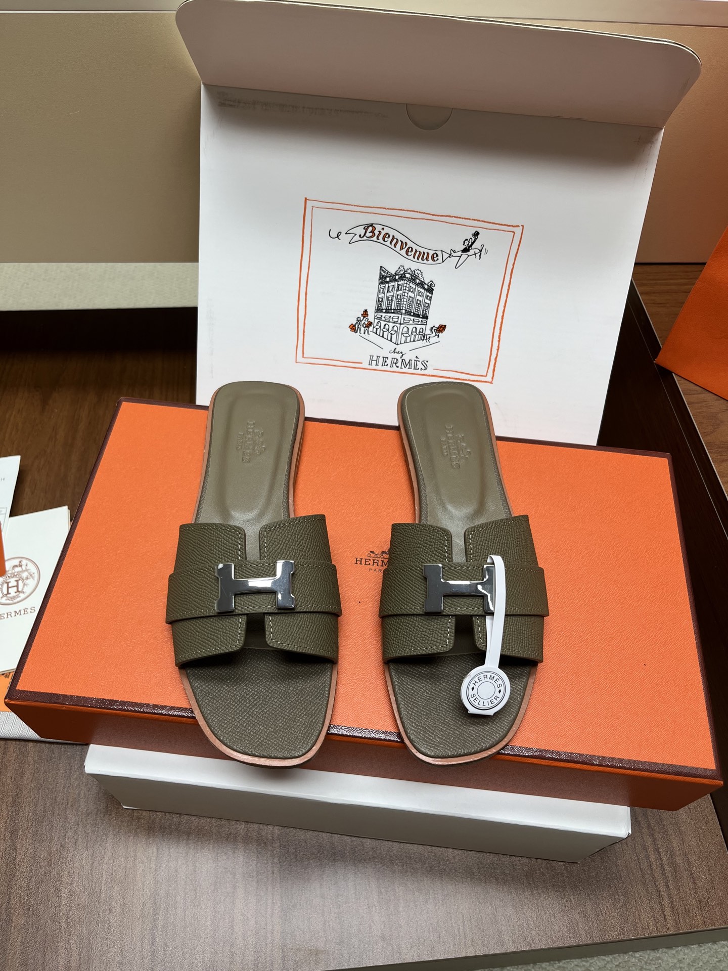 Hermes Slides
