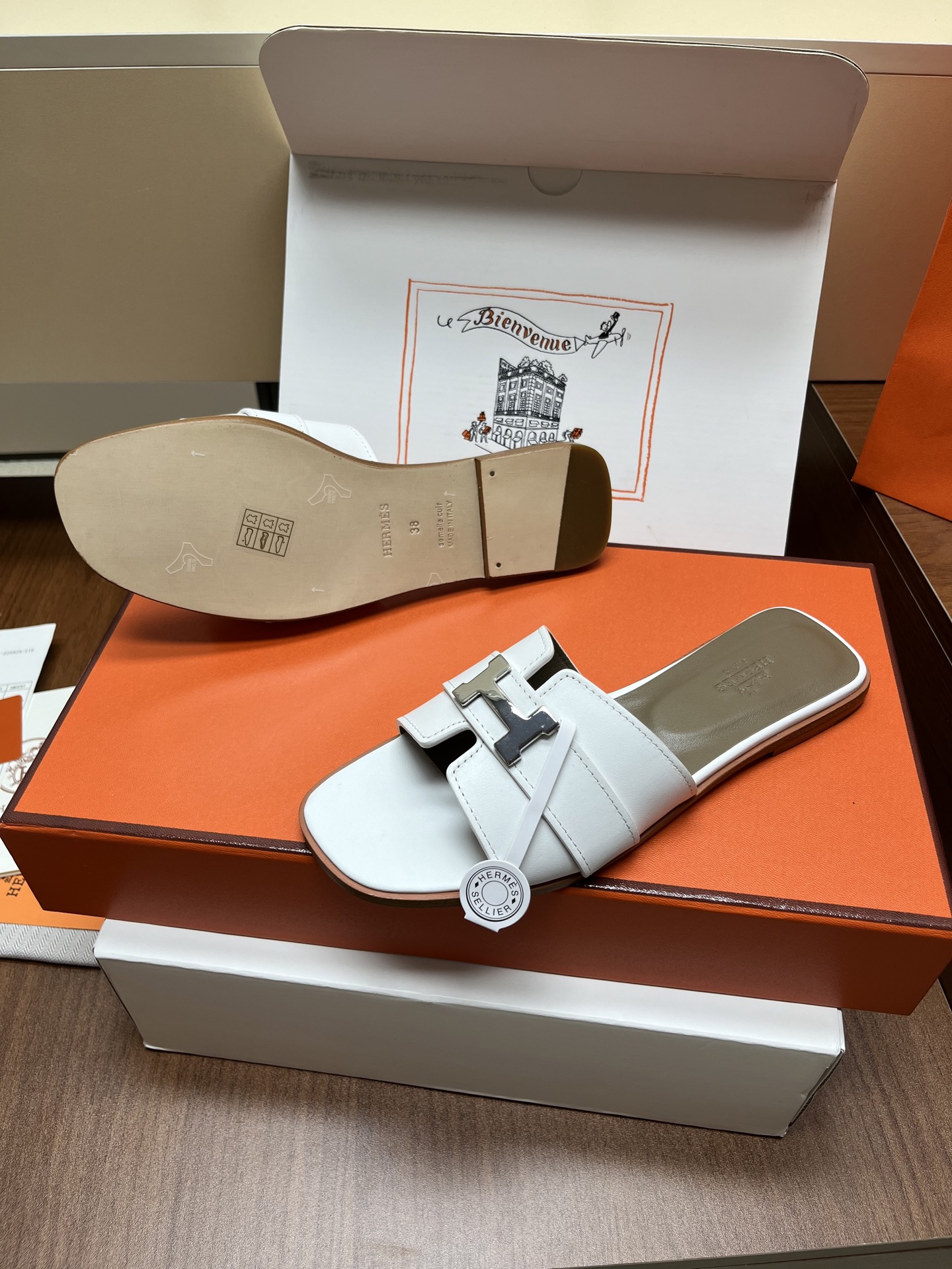 Hermes Slides