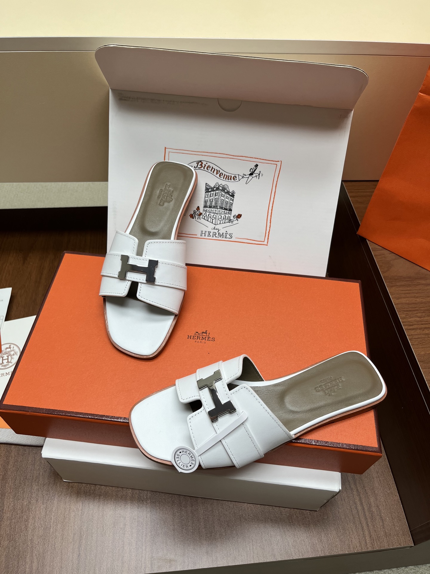 Hermes Slides