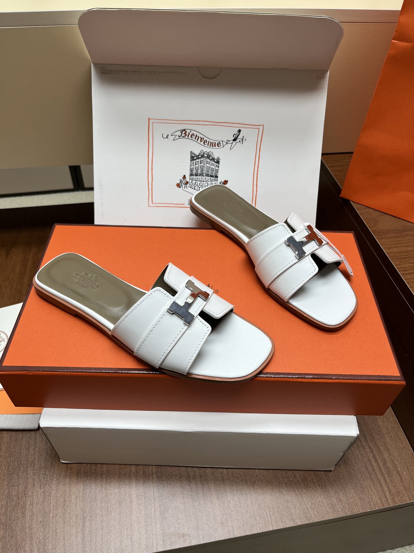 Hermes Slides
