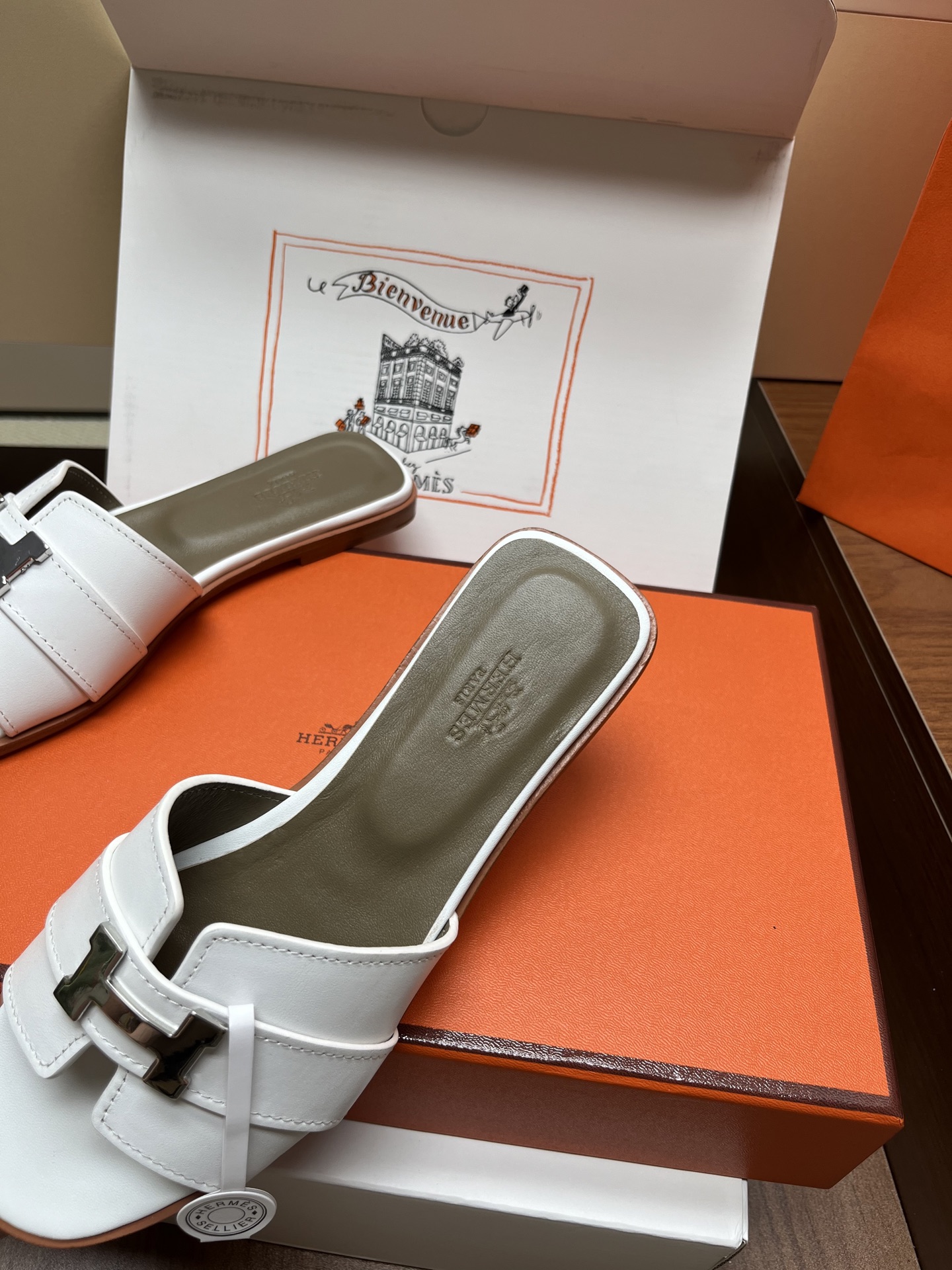 Hermes Slides