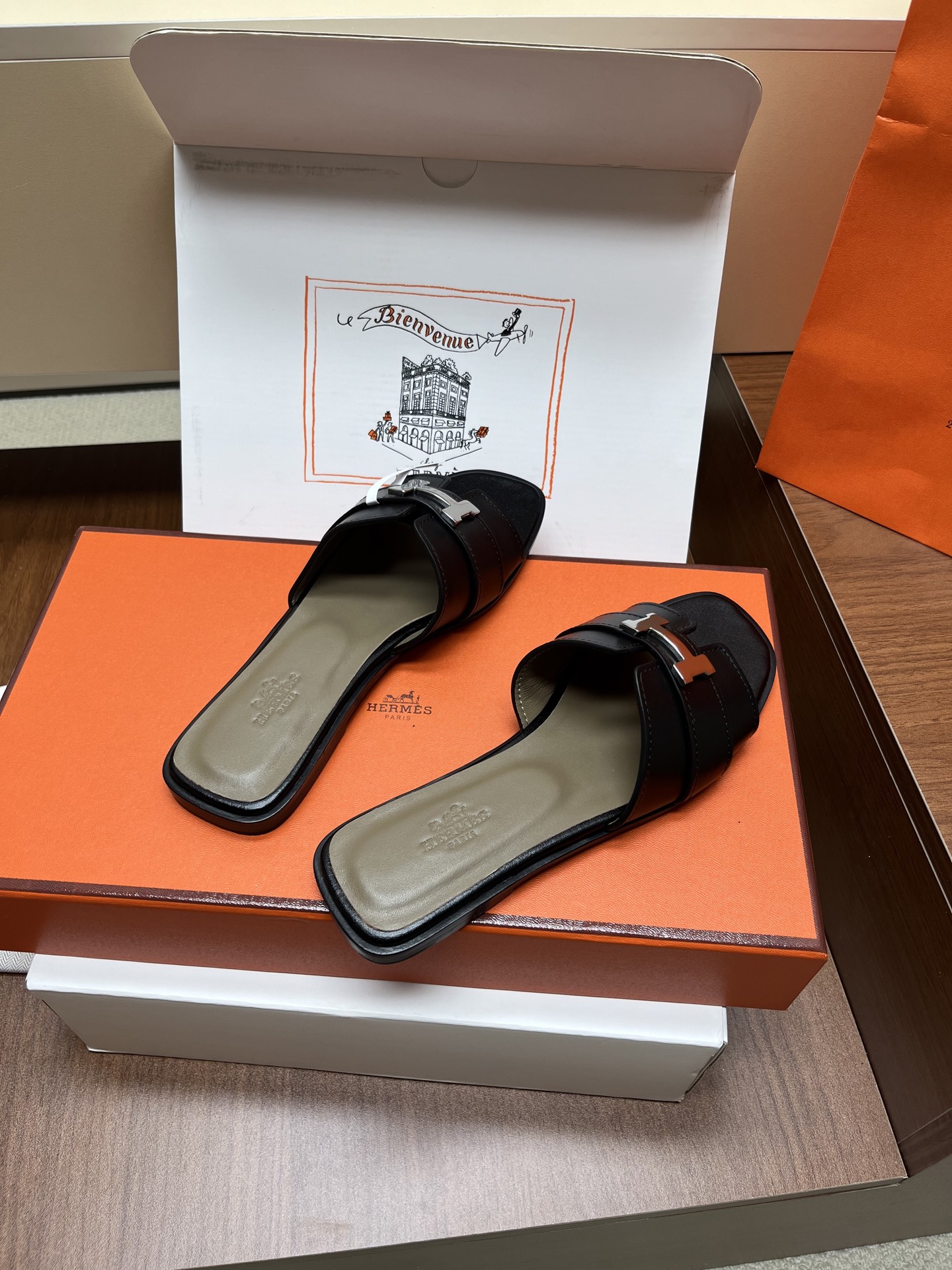 Hermes Slides