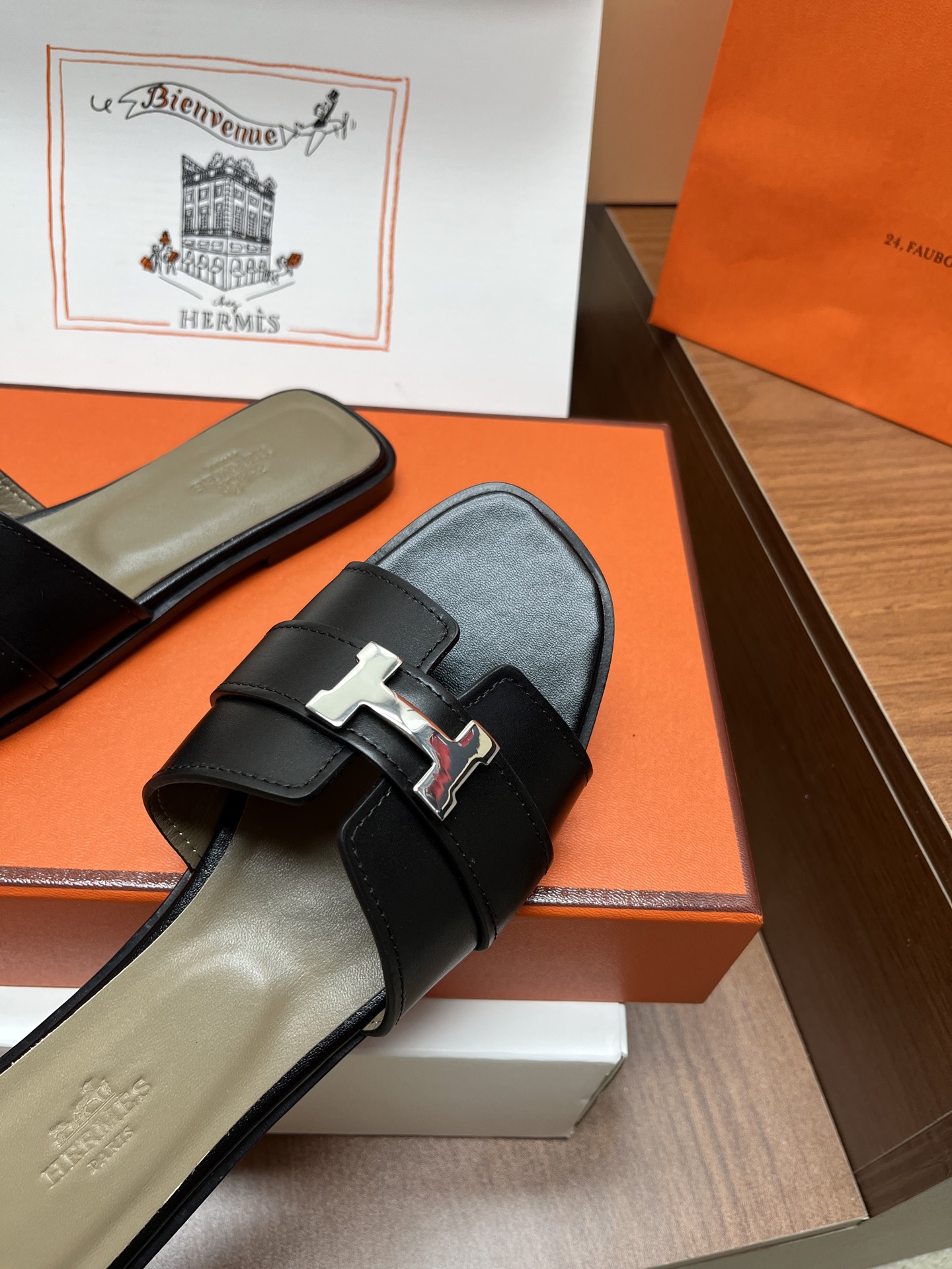 Hermes Slides