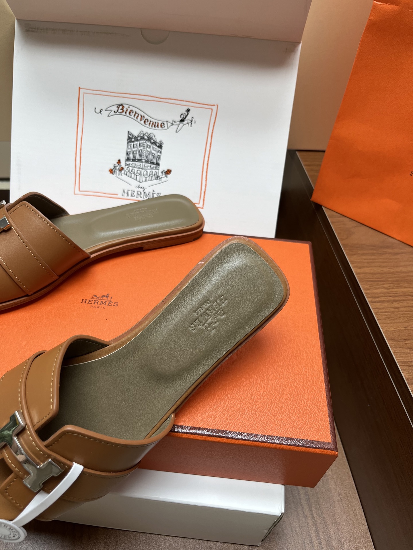 Hermes Slides