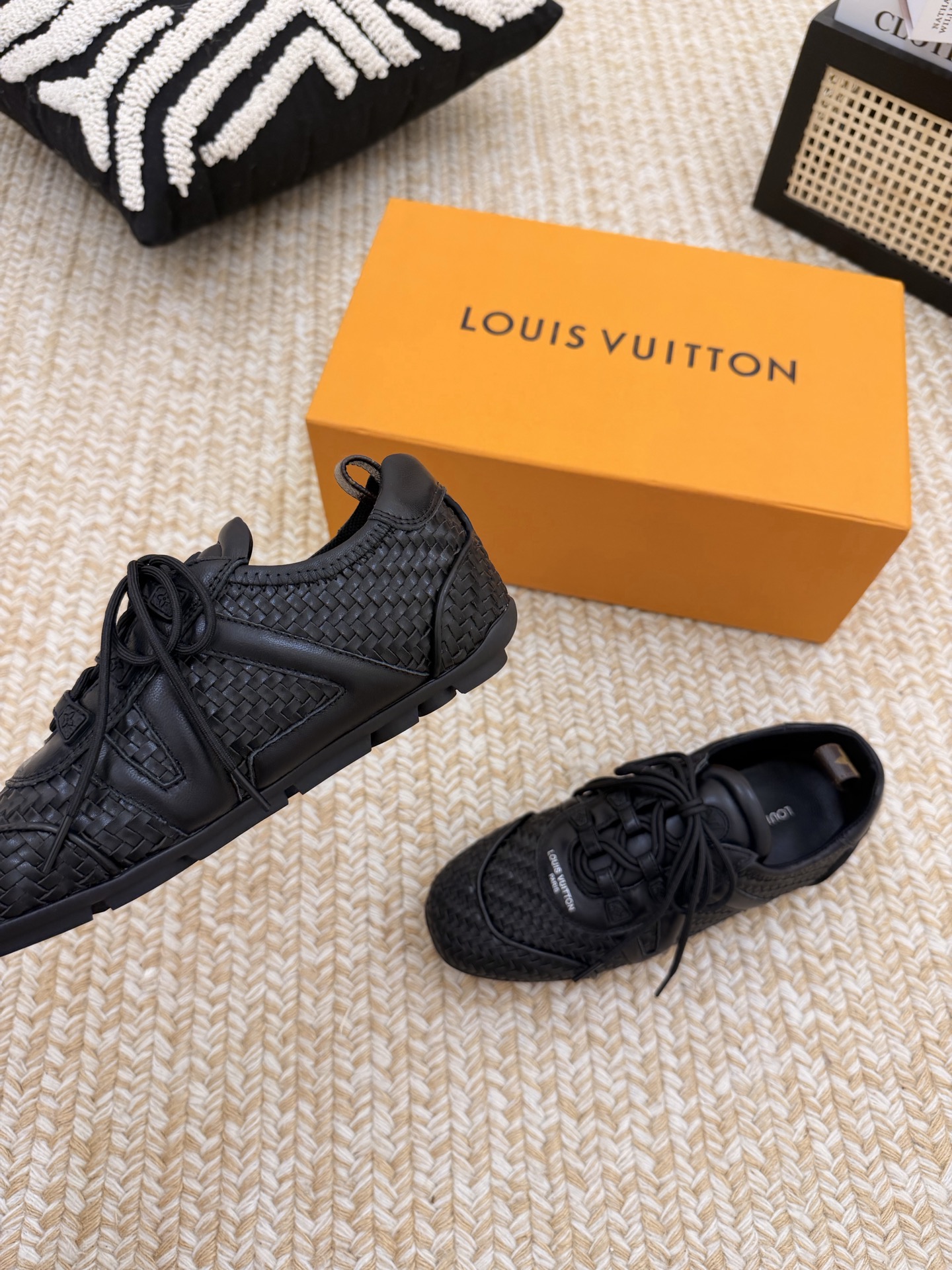 Louis Vuitton Sneakers