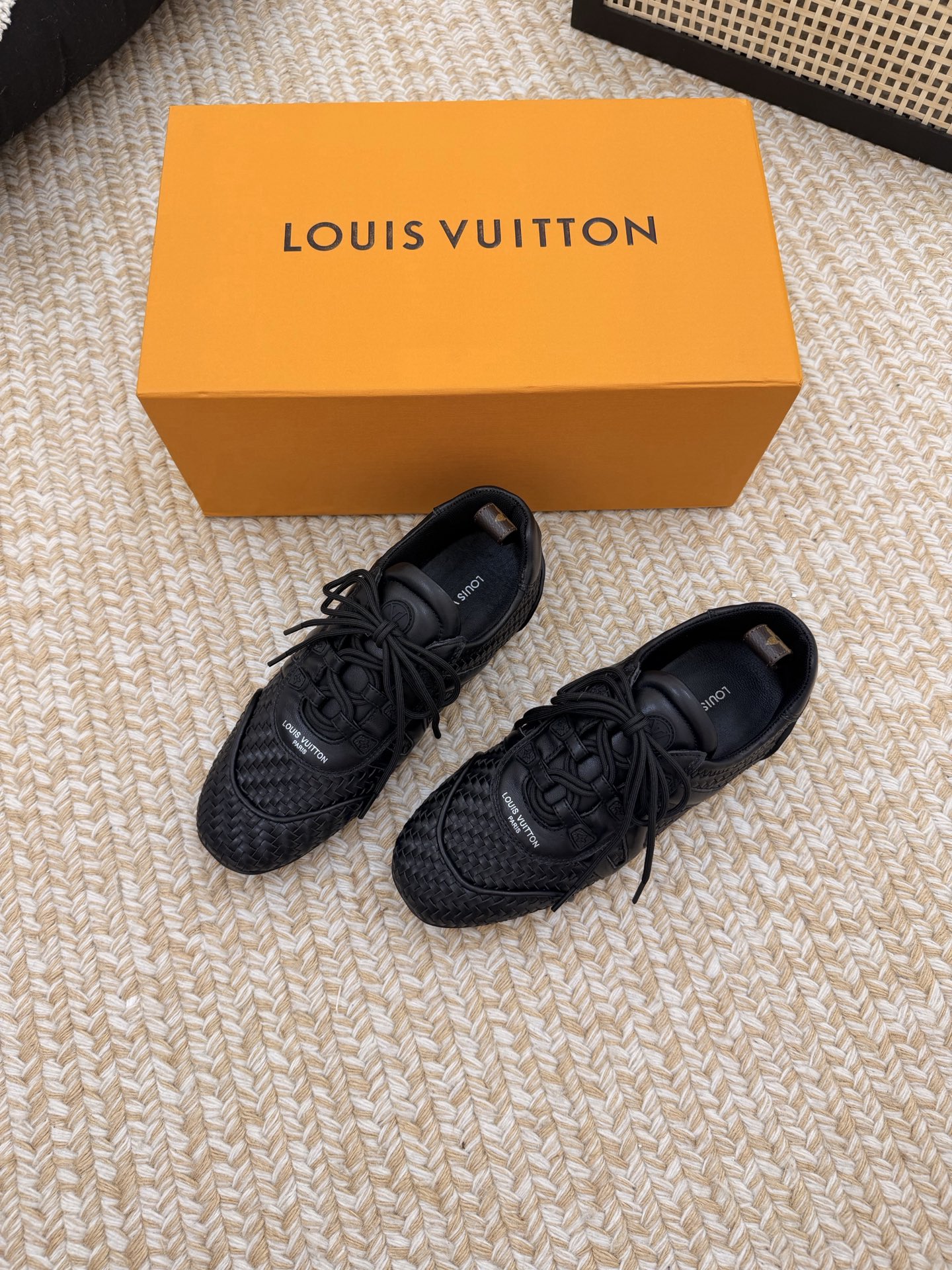 Louis Vuitton Sneakers