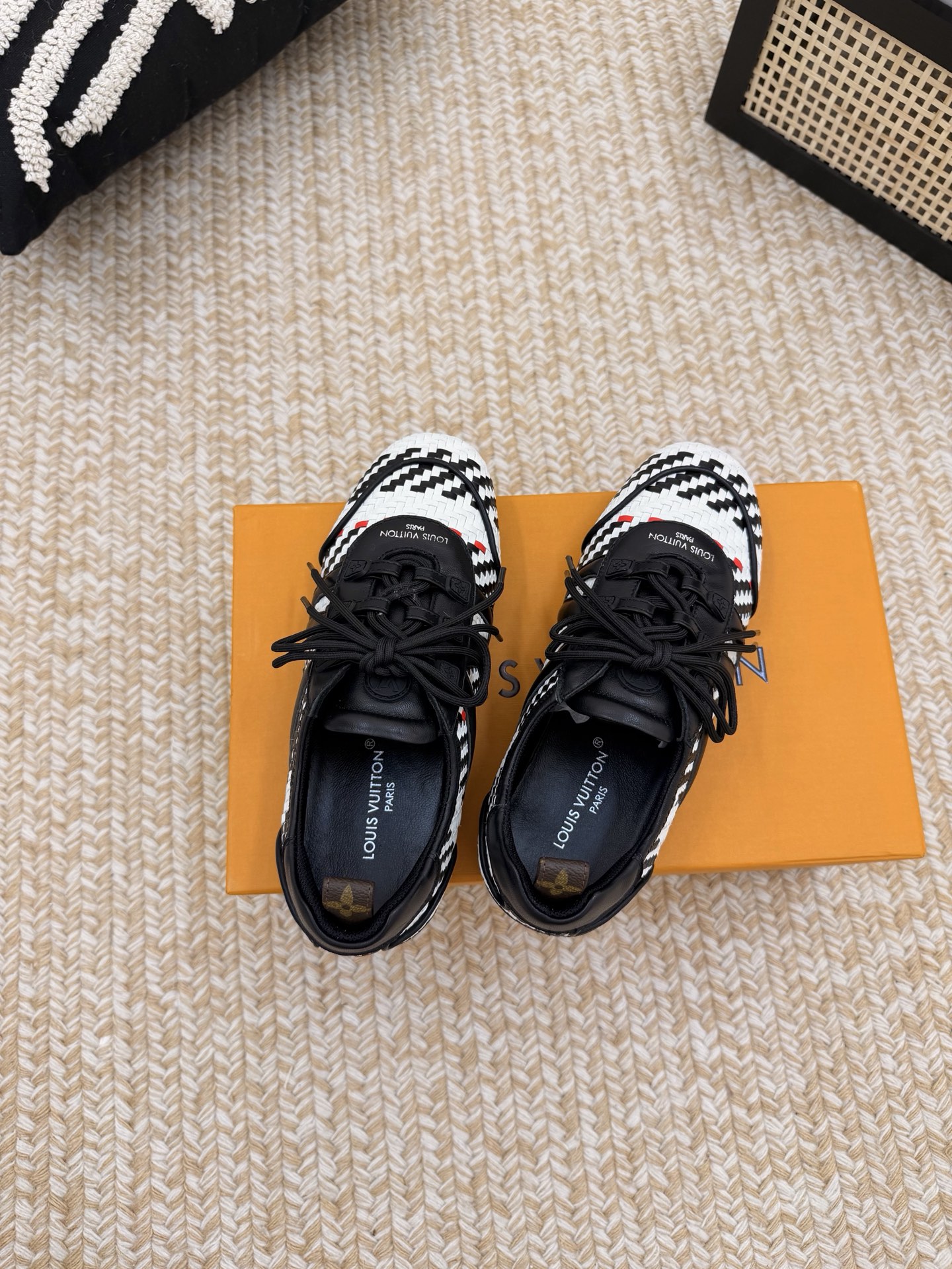 Louis Vuitton Sneakers
