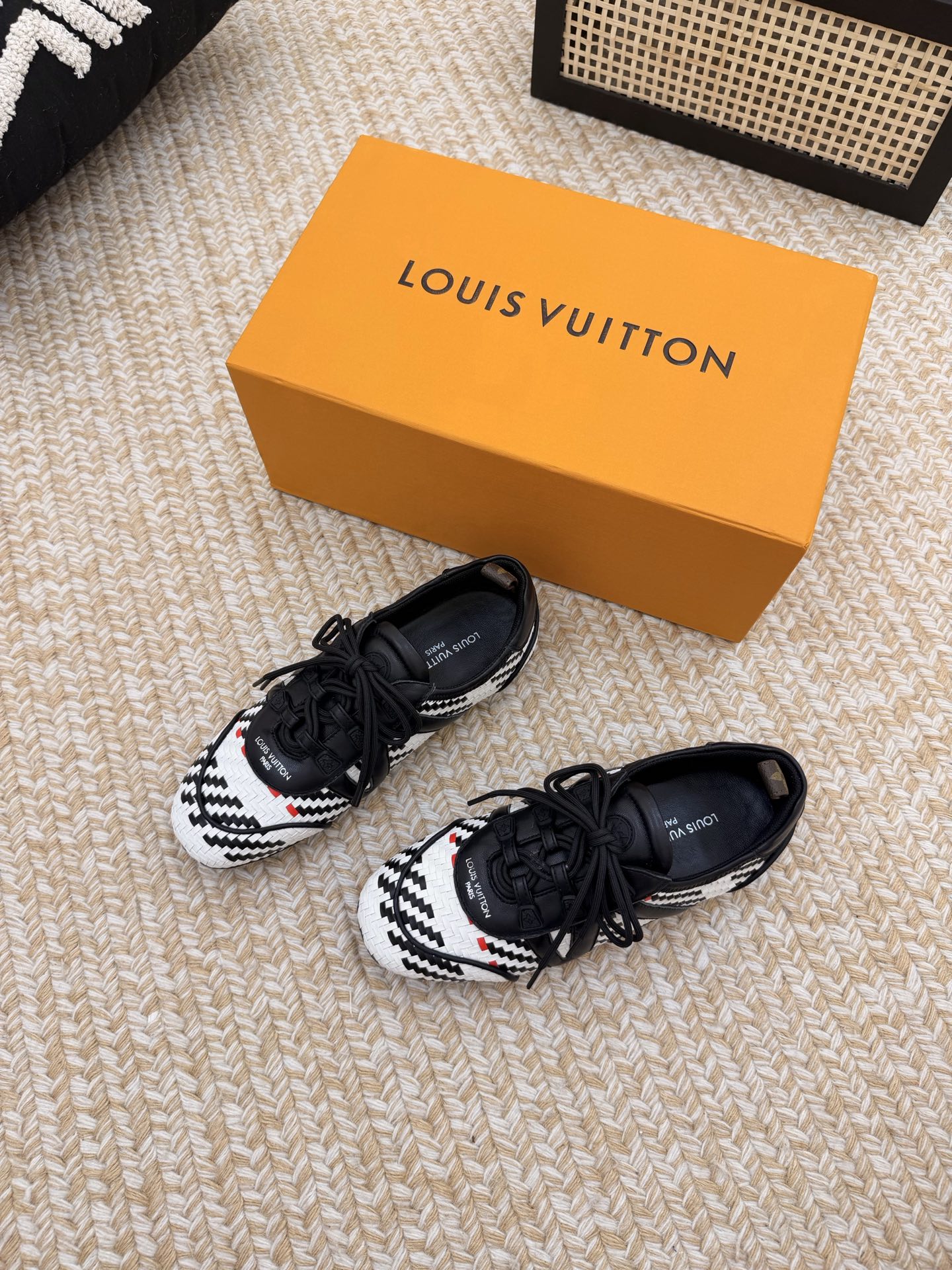 Louis Vuitton Sneakers