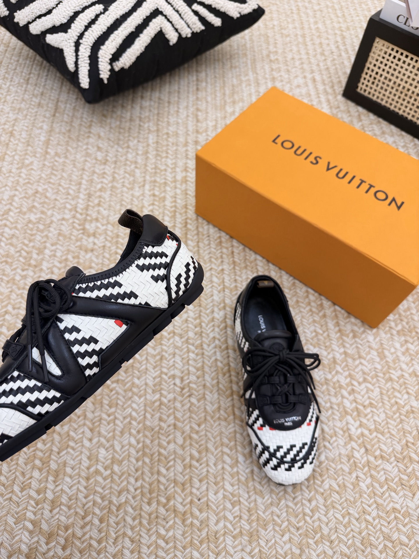Louis Vuitton Sneakers