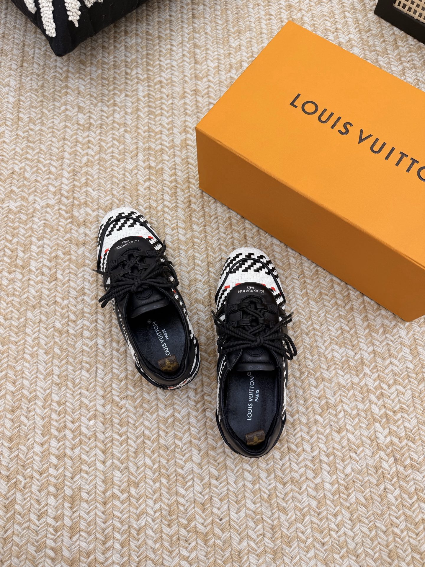 Louis Vuitton Sneakers