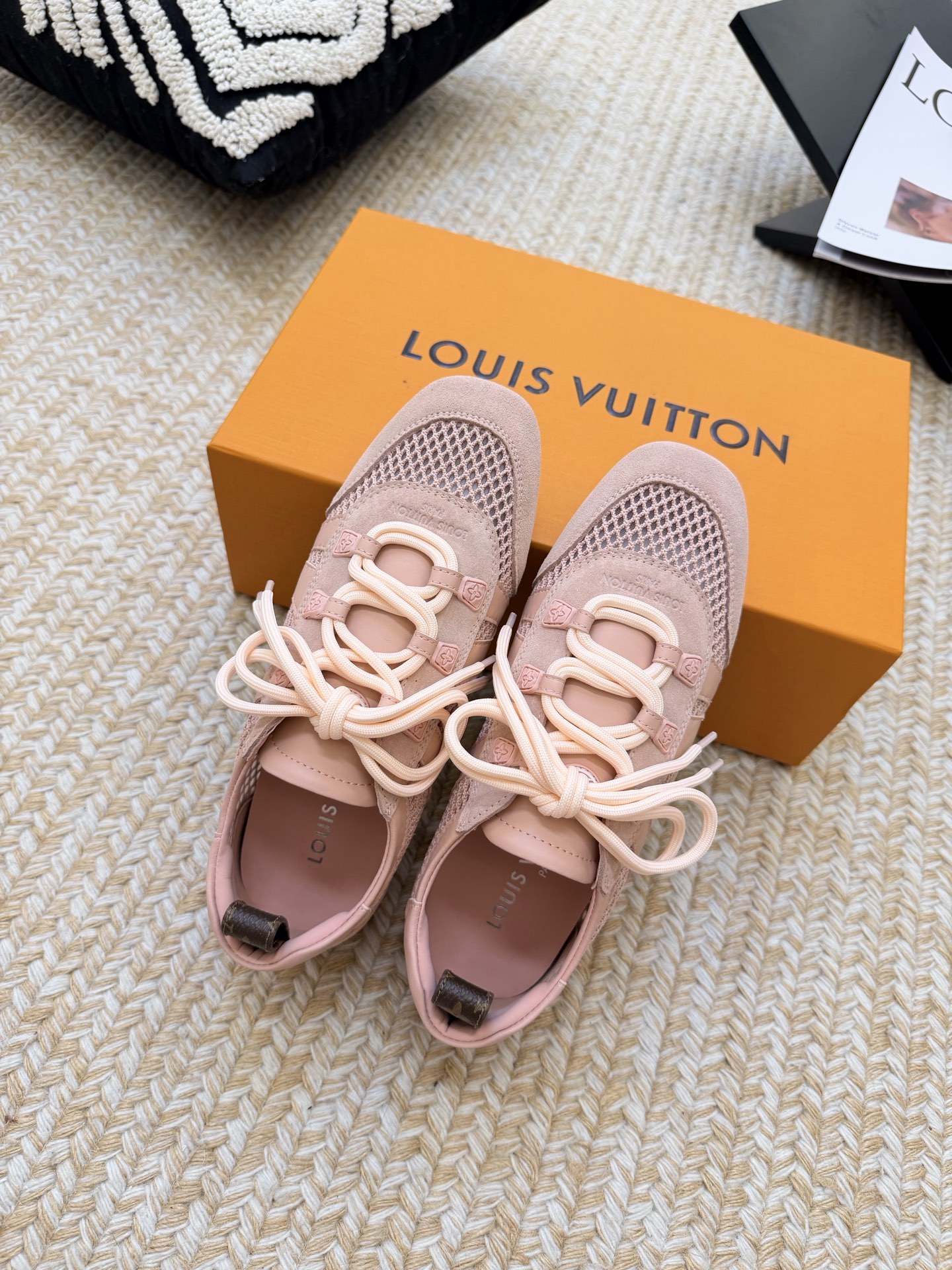 Louis Vuitton Sneakers