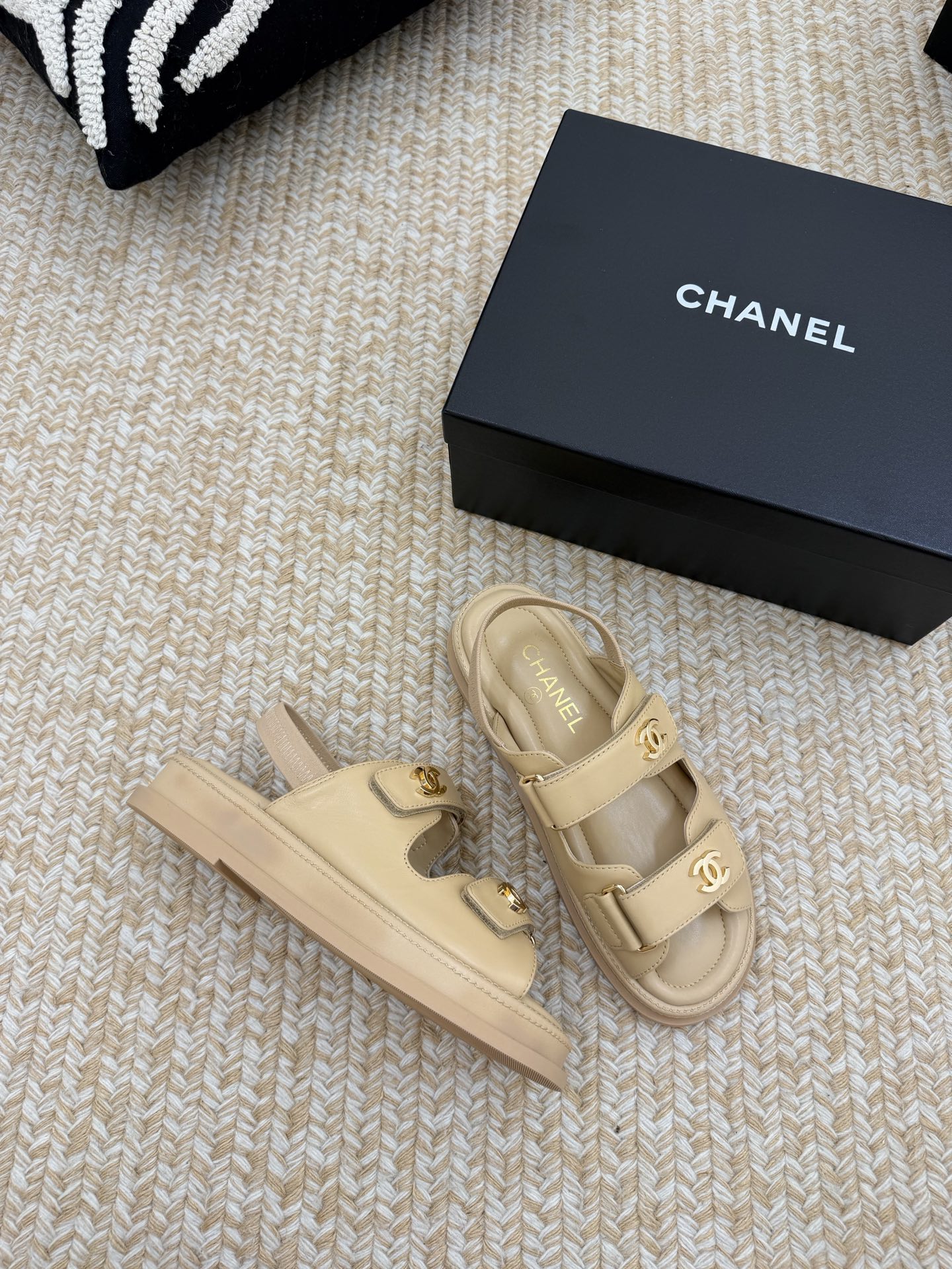 Chanel Slides