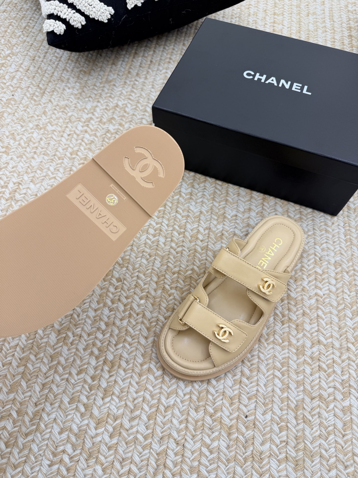 Chanel Slides