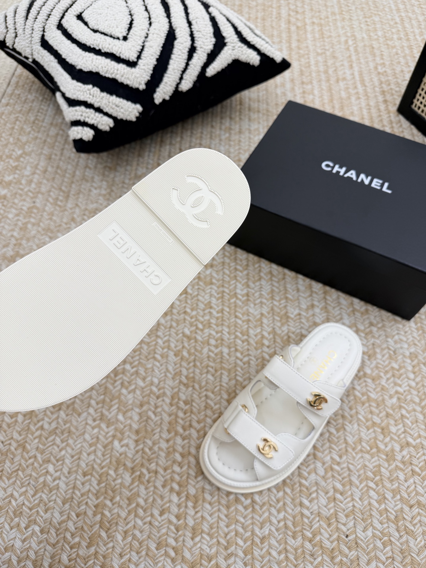 Chanel Slides