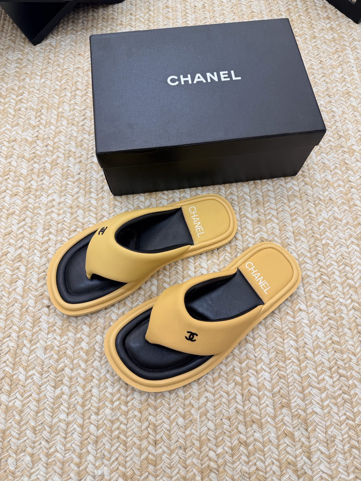Chanel Slides