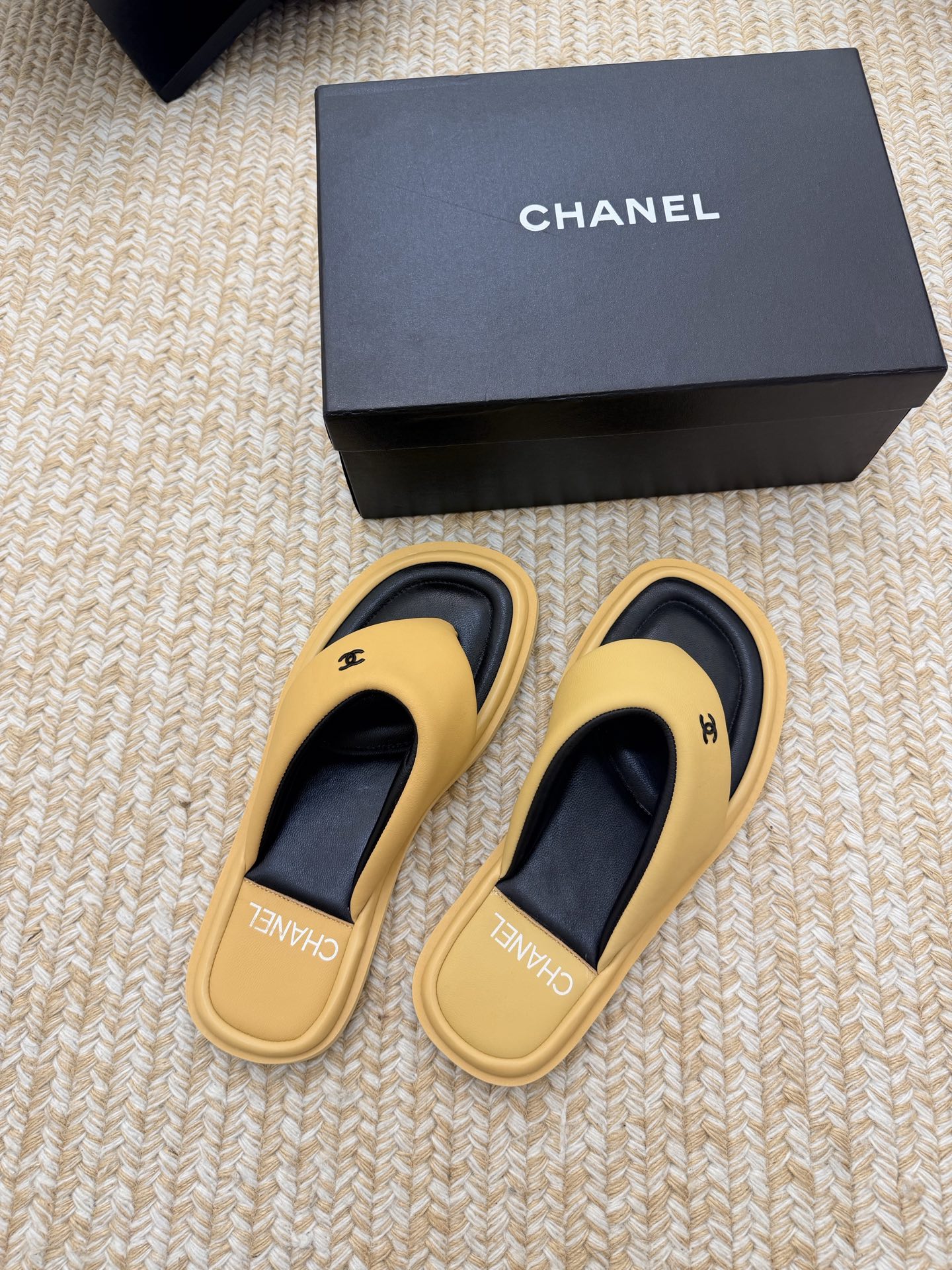 Chanel Slides