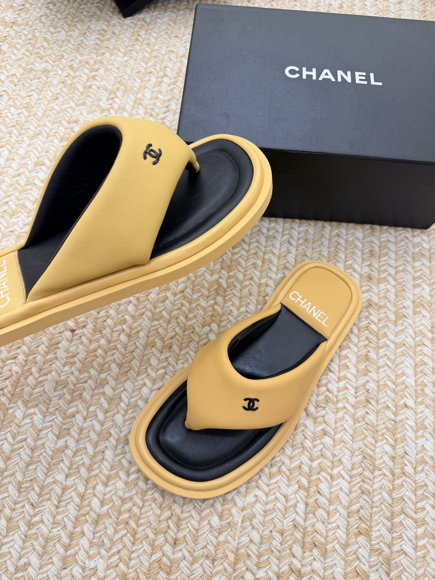 Chanel Slides