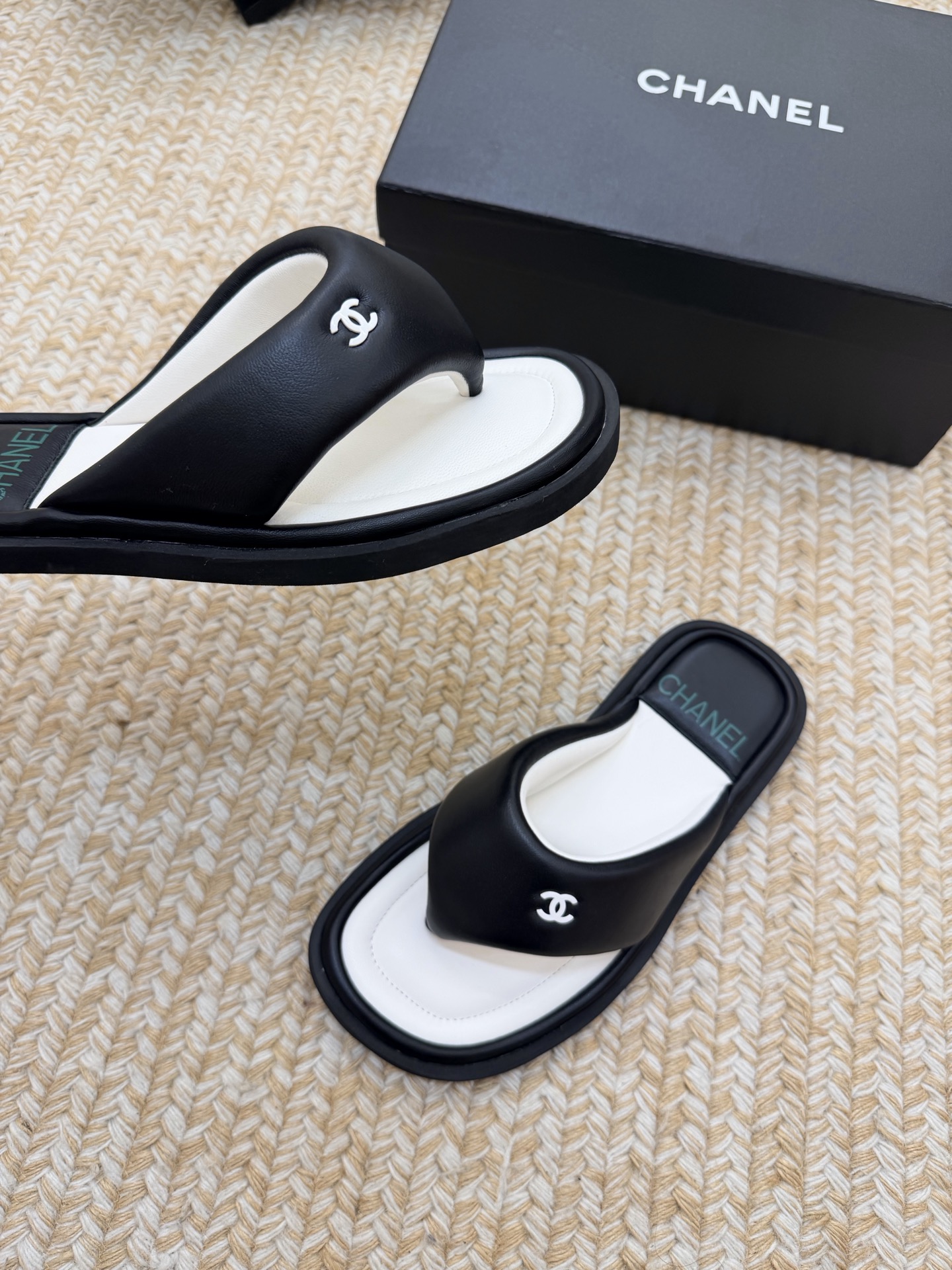 Chanel Slides