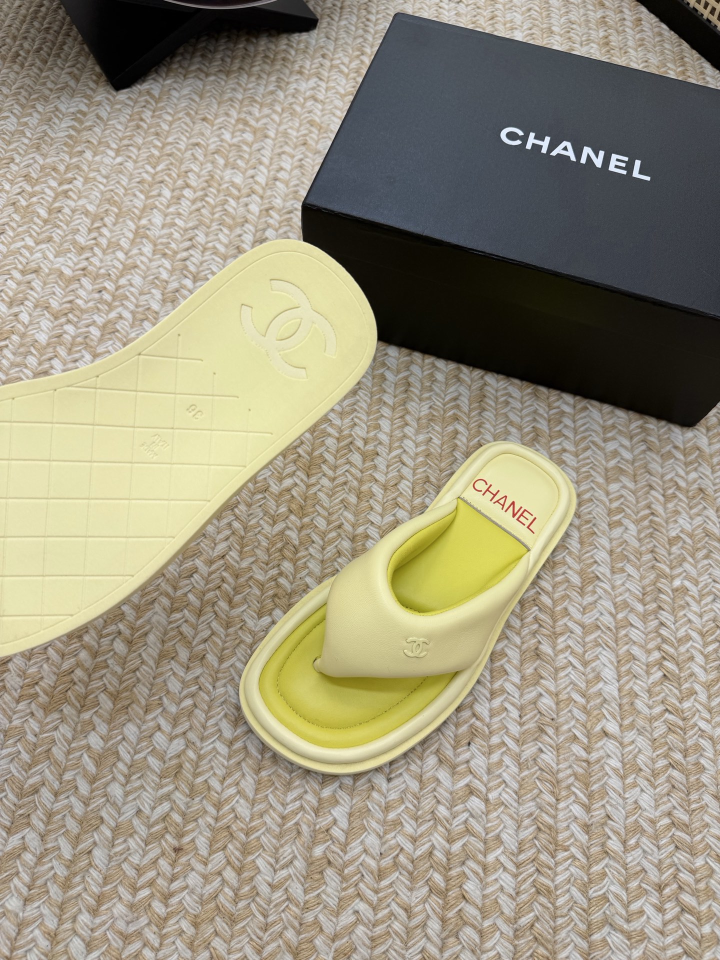 Chanel Slides