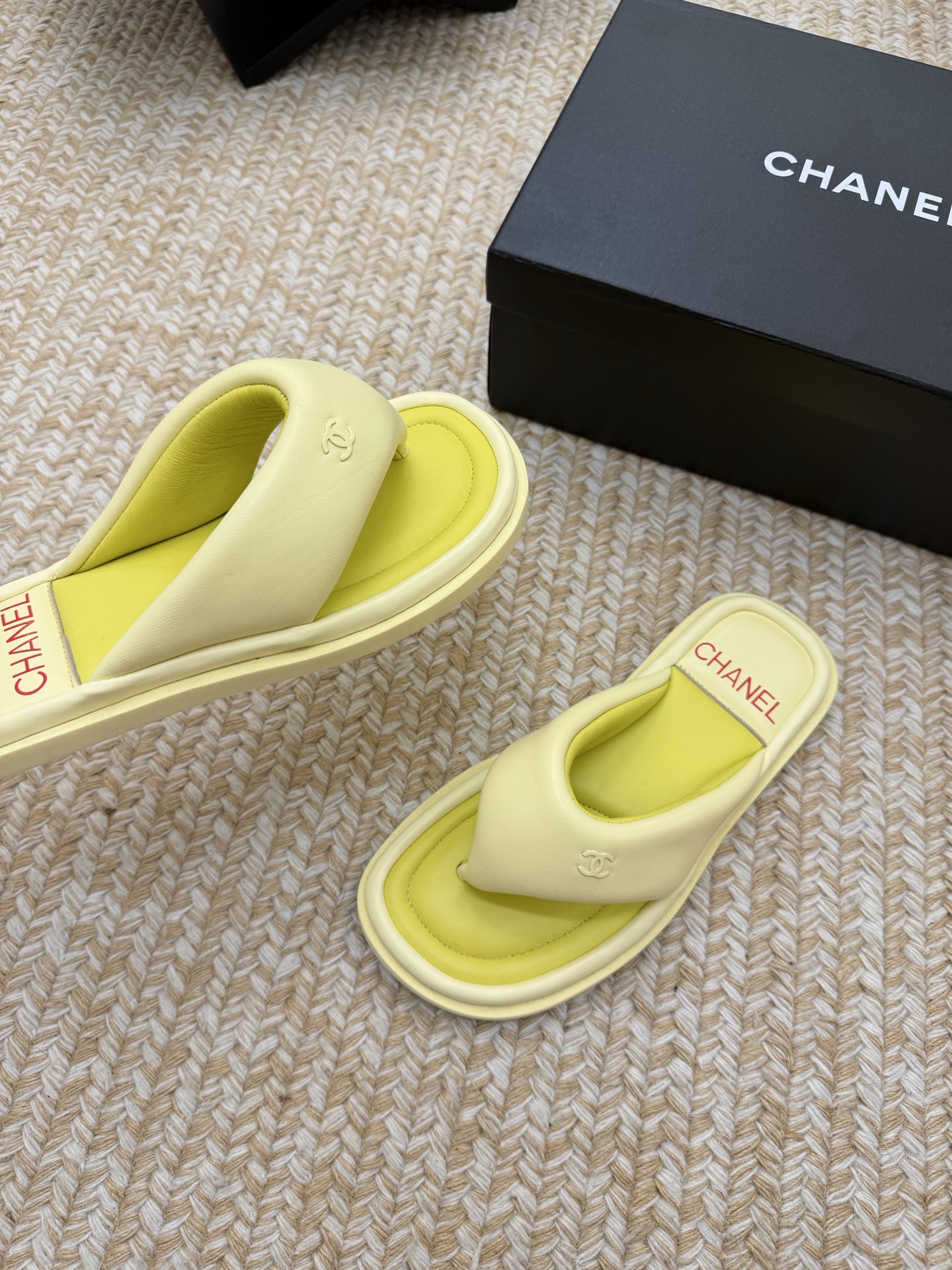 Chanel Slides