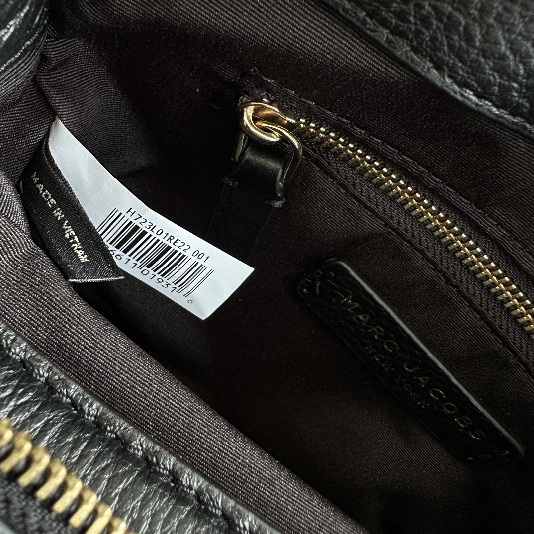 Marc Jacobs ～mj手提斜挎包 新款 牛皮 一模一样的东西