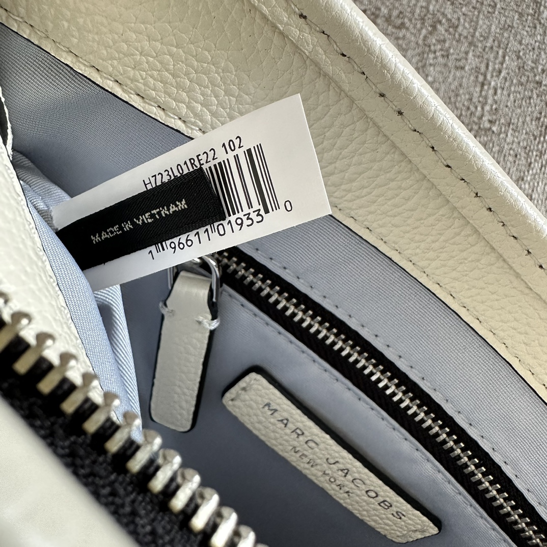 Marc Jacobs ～mj手提斜挎包 新款 牛皮 一模一样的东西