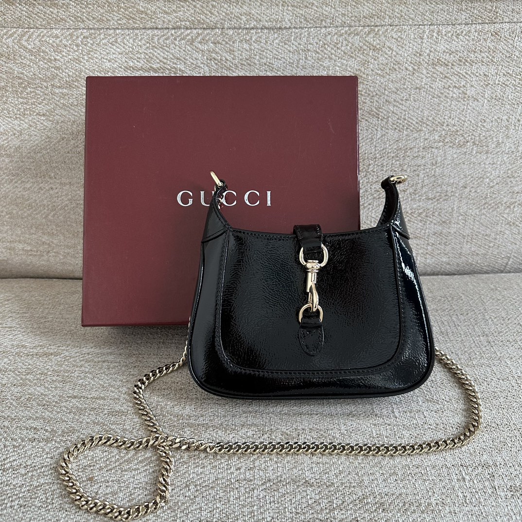 Gucci Les répliques
 Sacs À Bandoulière & À Épaule Or Cuir verni La chaîne