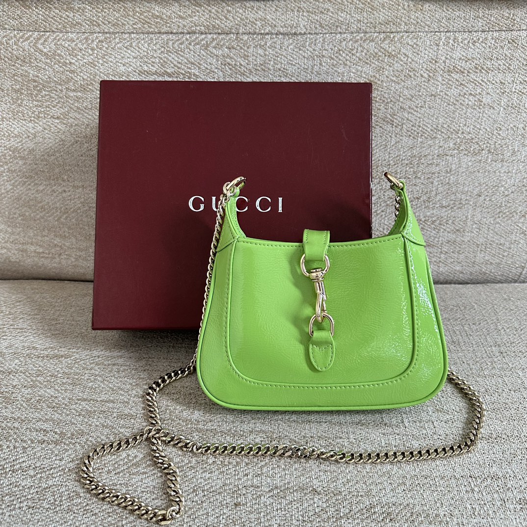 Réplique de qualité supérieure
 Gucci Faux
 Sacs À Bandoulière & À Épaule Or Cuir verni La chaîne