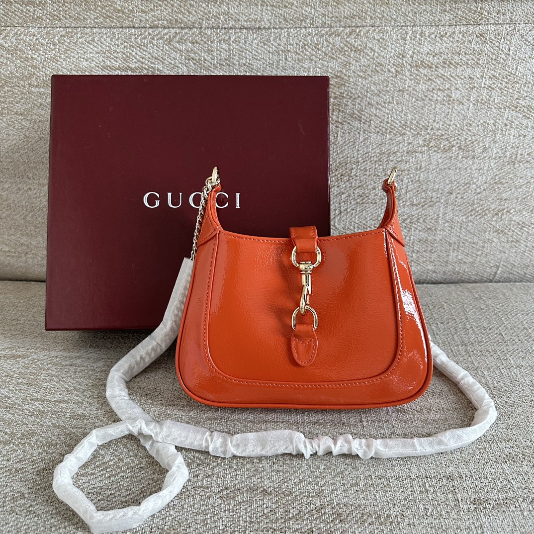 Gucci Sacs À Bandoulière & À Épaule Top 1: 1 réplique
 Or Cuir verni La chaîne