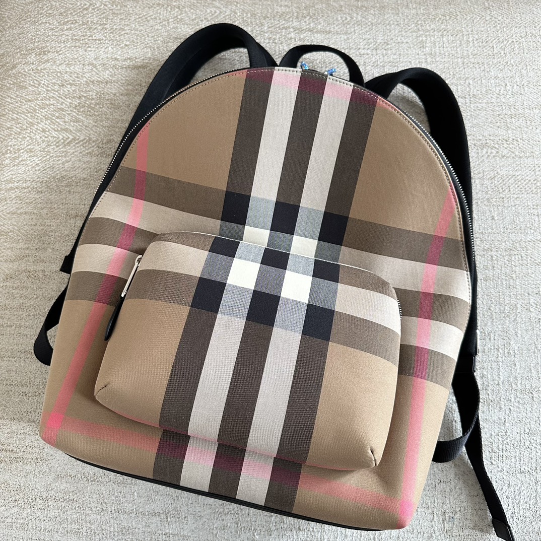 Burberry Shipping details reference