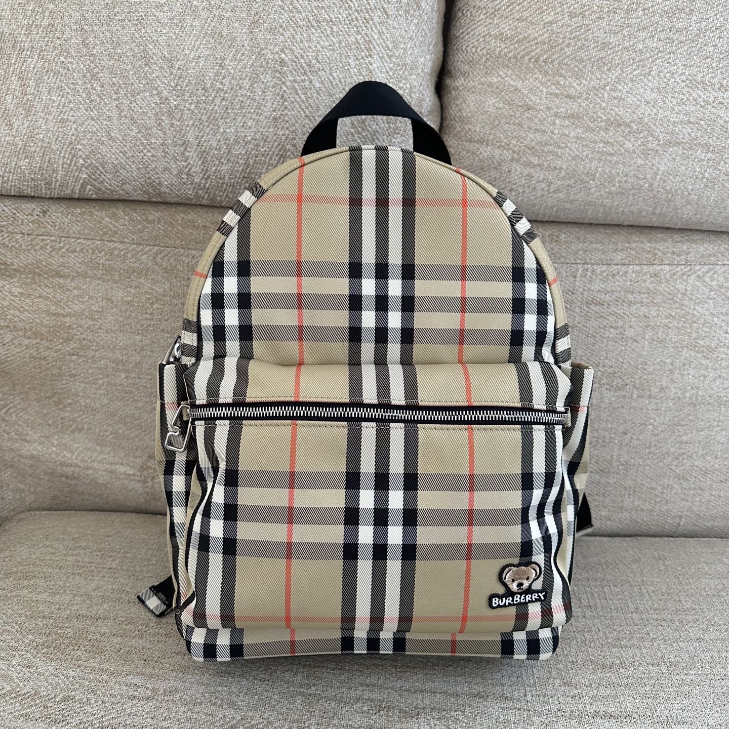 Burberry Limited time limit 700