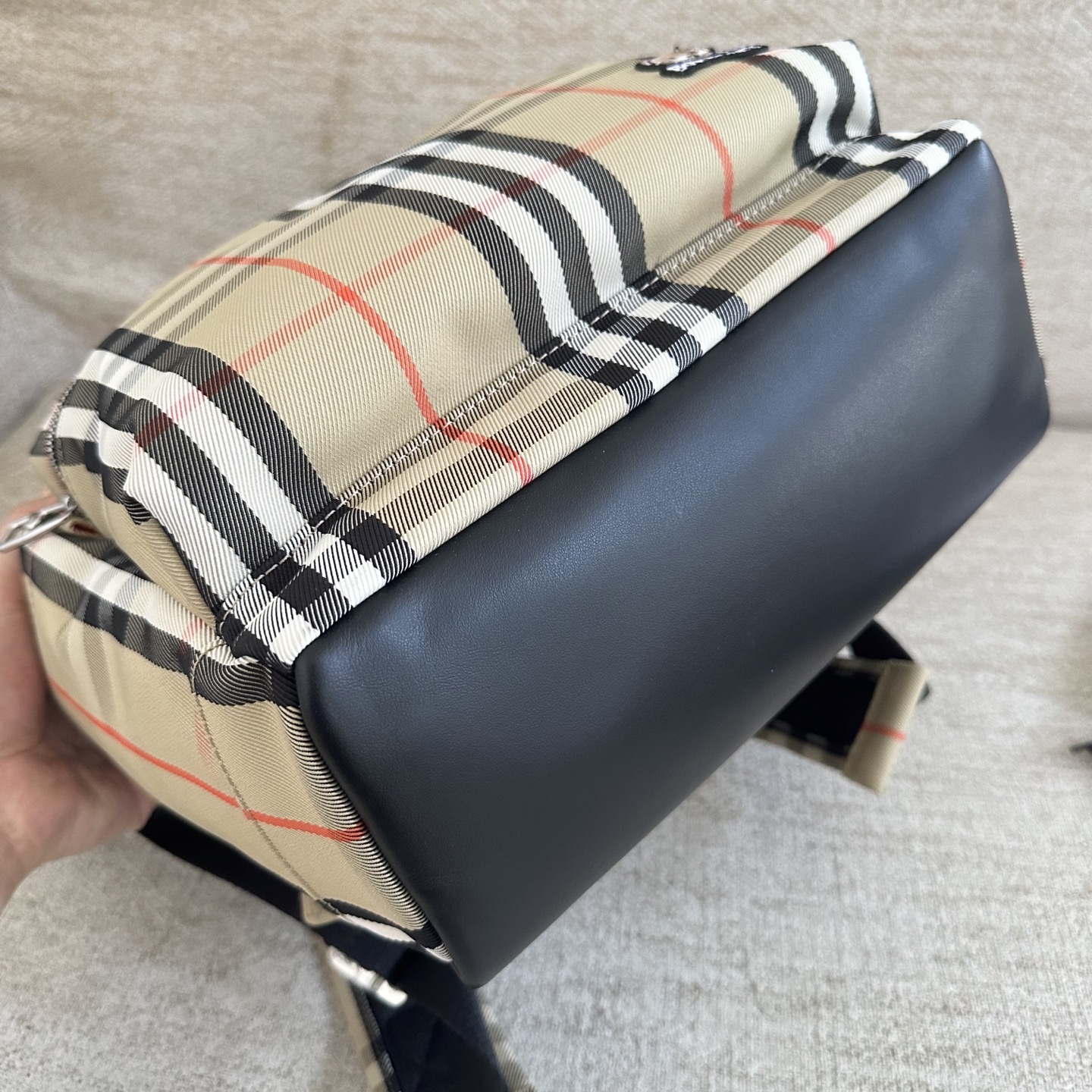 Burberry Limited time limit 700