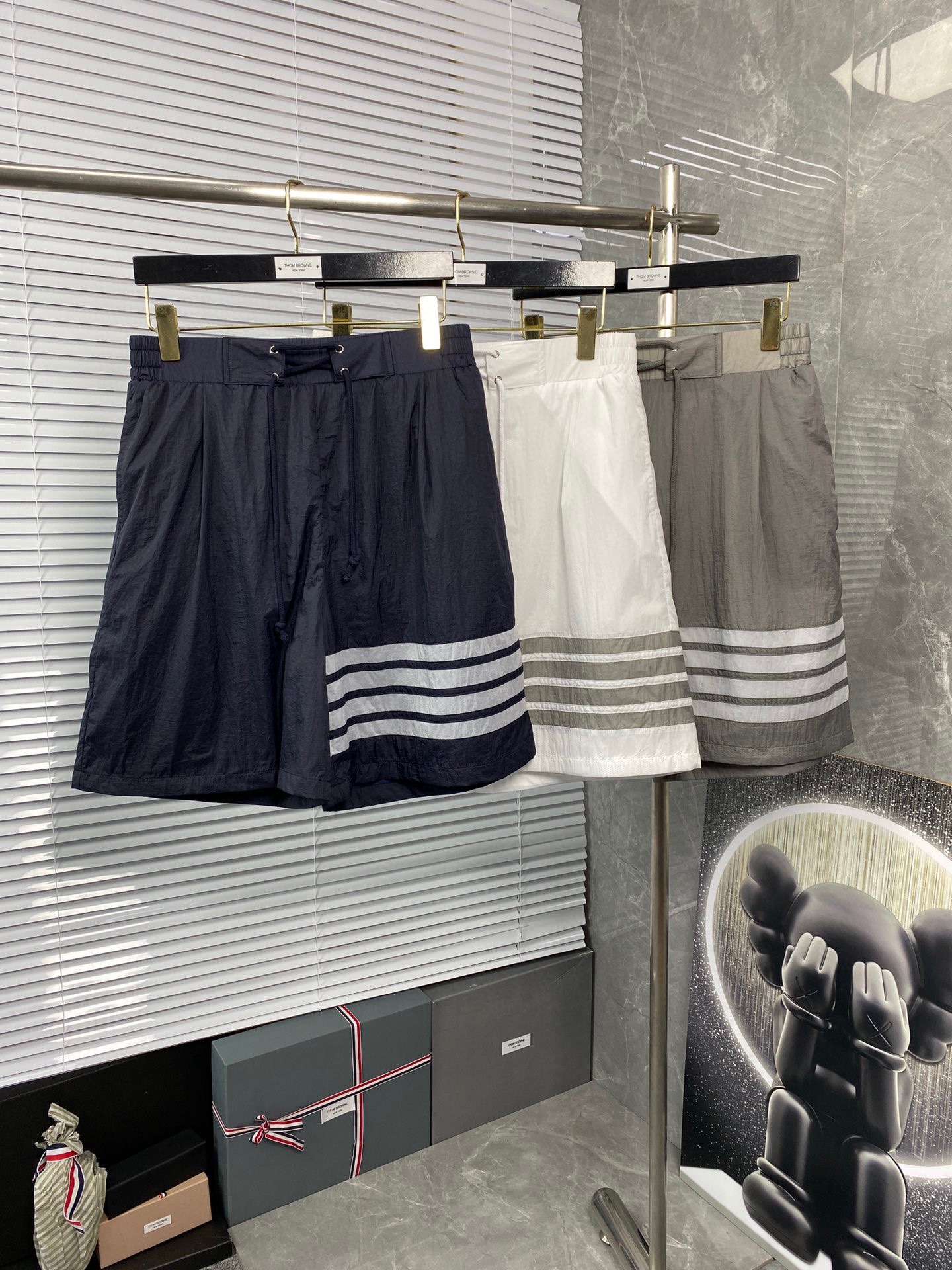 상품 이미지 302