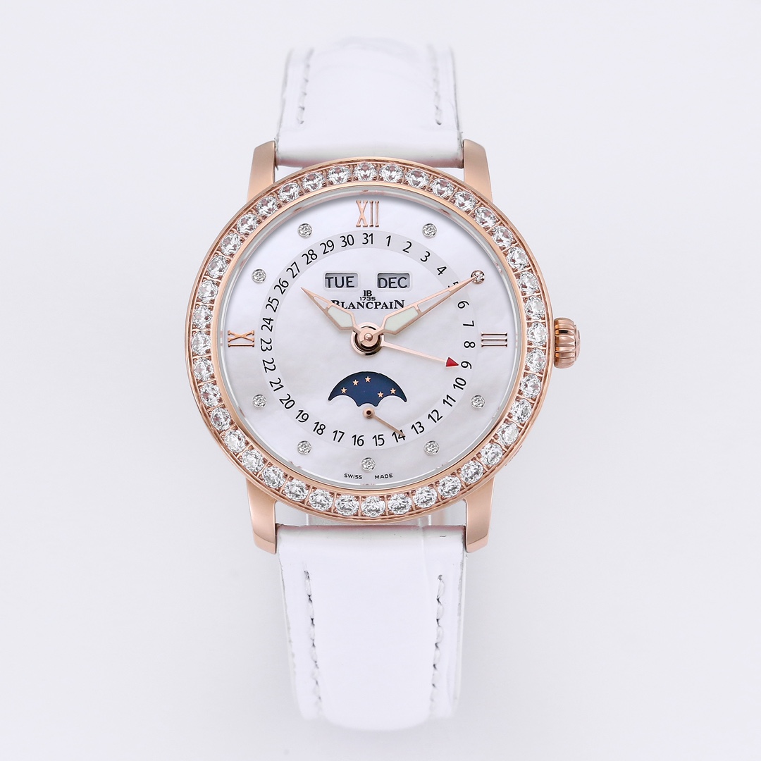 NO:687670,Gold, diamond, crocodile leather strap, Blancpain Moon Beauty, natural mother-of-pearl women's watch, JB women's 3663 full calendar moon phase watch 35mm, TwT Factory hired watchmakers to pass countless tests for two years, during which hundreds of movements were damaged. From the day of the week, to the moon phase, to the calendar, the month restored the authentic watchmaking characteristics one by one, showing its timeless charm in the same way!  A new watch is launched. The two windows at 12 o'clock display the day of the week and the month respectively. The sub-dial at 6 o'clock can read the moon phase display, the middle circle indicates the date, and the edge position displays the clock!  The original size is 35mm. The front and rear of the watch are made of sapphire crystal glass. The belt is made of imported crocodile leather. The buckle is an original folding buckle made of the same material as the watch case. The movement is equipped with a customized cal.6763 automatic winding movement, which restores the original product with maximum energy!  Welcome to taste the multifunctional mechanical watch,,,crocodile skin19860909金 钻 鳄鱼皮表带 宝珀 月亮美人 天然贝母盘女表,JB女装3663全历月相腕表35mm,TwT Factory 聘请制表师傅通过两年无数次测试,期间损坏机芯上百个,从星期,月相,到日历,月份一一还原正品制表特质,以相同方式展现其隽永魅力！ 推出新品腕表,十二点位置两个窗口分别显示星期和月份,腕表在6点钟位置的副表盘可读取月相显示, 中间圈指示日期,边缘位置则显示时钟！原装尺寸35mm,腕表前后均采用蓝宝石水晶玻璃,皮带采用进口鳄鱼皮,表扣则与表壳同材质的原装折叠扣,机芯则搭载定制cal.6763型自动上链机芯,最大能量度还原正品！欢迎品鉴多功能机械腕表,,,crocodile skin,Watch