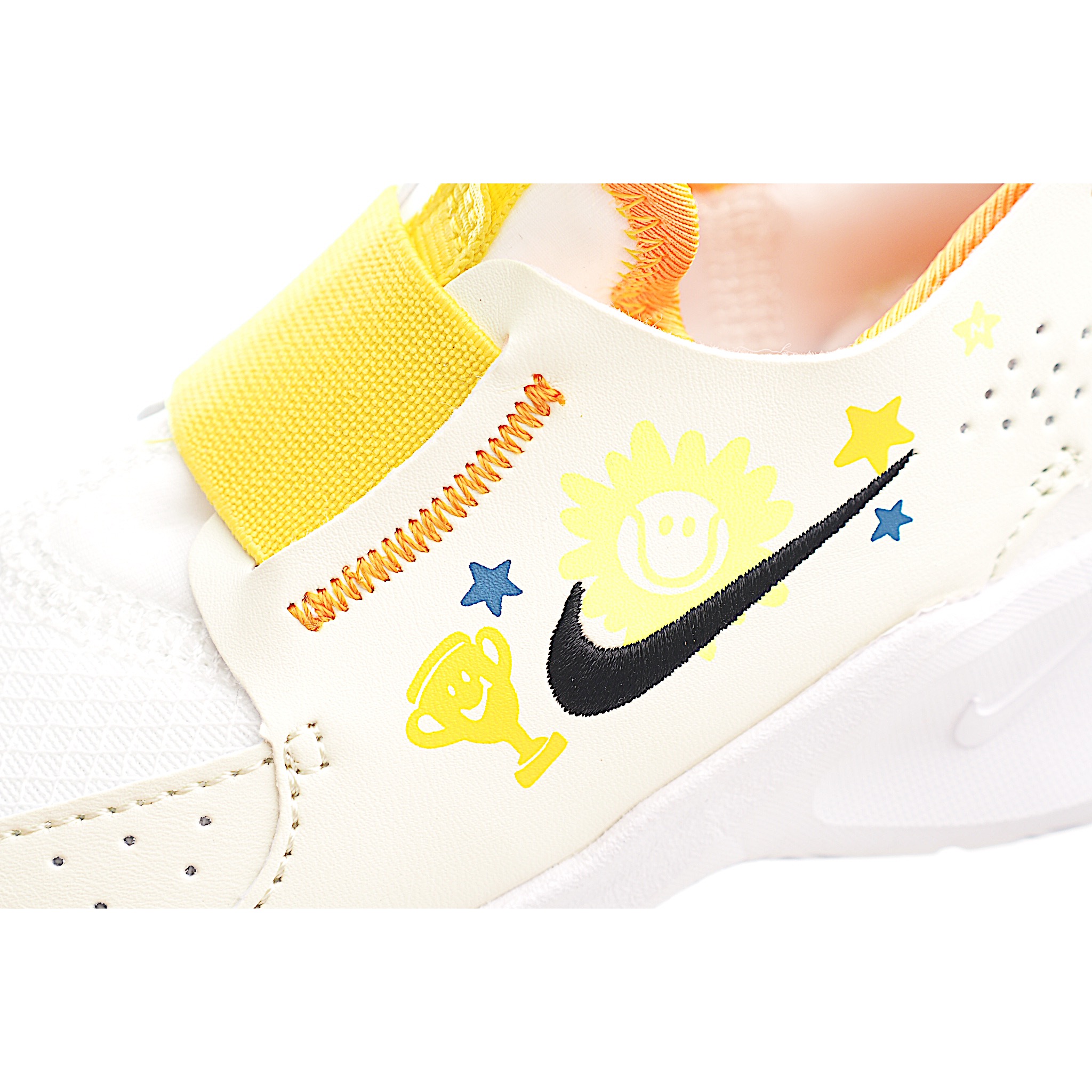 图片[6]-赤足3代儿童一脚蹬易穿脱运动鞋采用便于穿脱的设计，无需系带，搭载富有抓附力的外底，备受孩子青睐。该鞋款采用深受孩子喜爱的略带弹性的内靴设计，结合经久耐穿覆面，专为运动场、课间休息和即兴追逐游戏匠心打造。柔韧外底提供可驾驭多种地面的抓地力，令孩子舒适畅玩。 货号：19101 尺码：24-37-选品中心