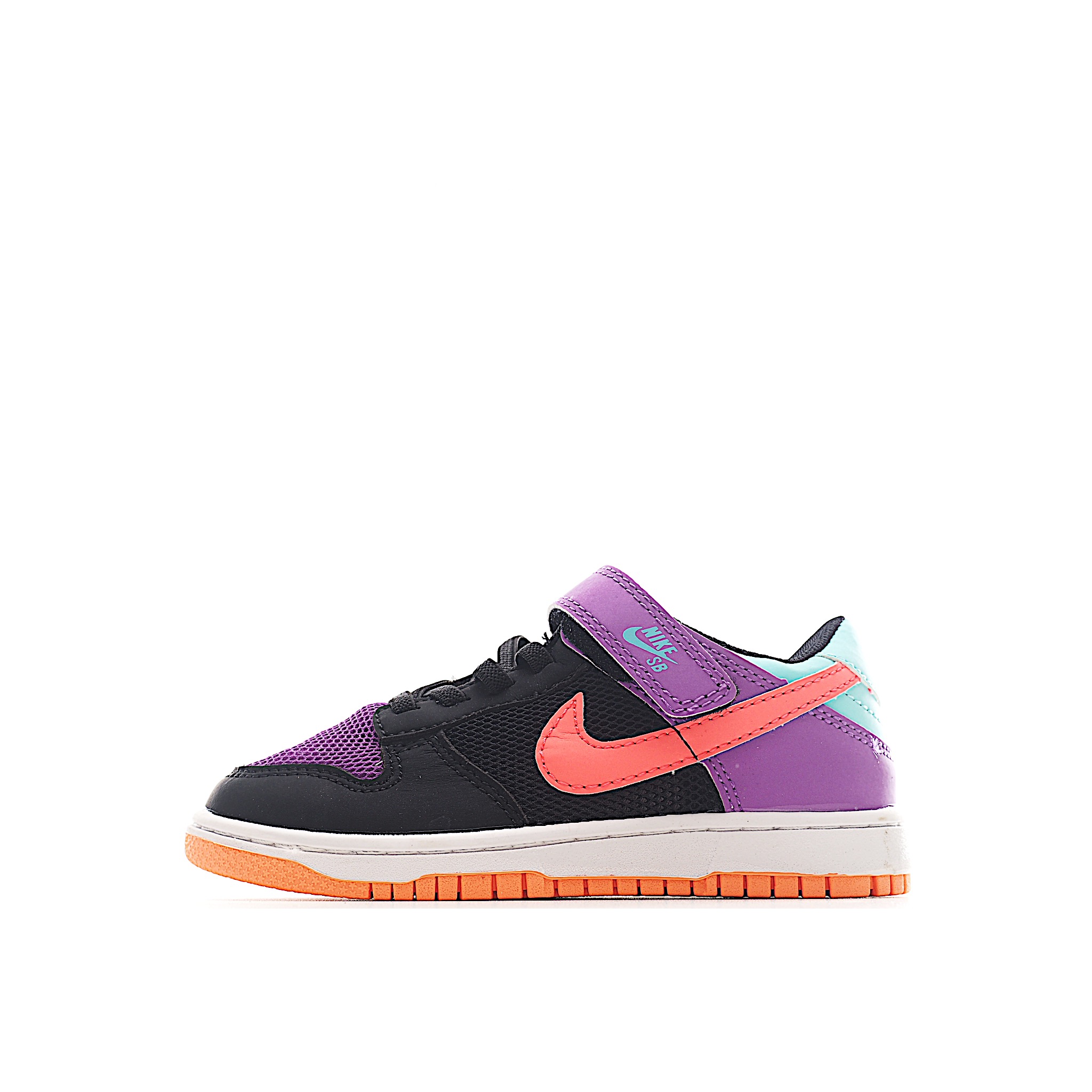 家有萌娃的看过来，这款高品质 NK SB网面儿童板鞋，5个配色超百搭。鞋面采用透气网布，搭配魔术贴设计，穿脱方便。无论是日常出行还是运动玩耍，都能为孩子的小脚丫提供舒适保护。 货号：0083 尺码：24-37-选品中心