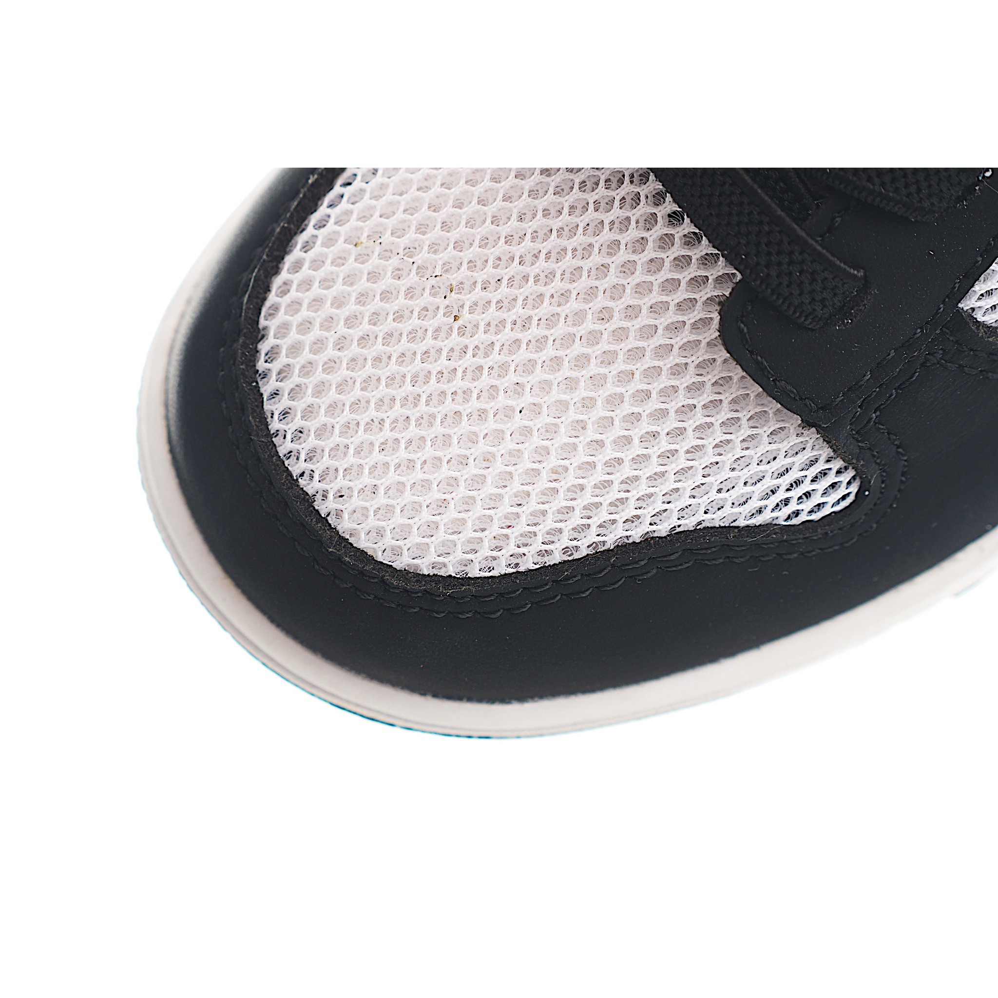 图片[7]-家有萌娃的看过来，这款高品质 NK SB网面儿童板鞋，5个配色超百搭。鞋面采用透气网布，搭配魔术贴设计，穿脱方便。无论是日常出行还是运动玩耍，都能为孩子的小脚丫提供舒适保护。 货号：0058 尺码：24-37-选品中心