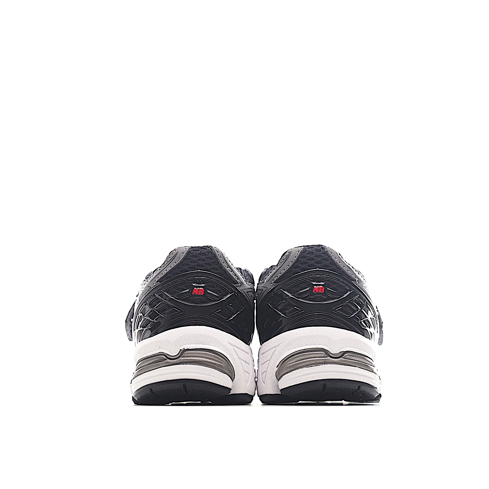 图片[4]-NB 1906 魔术贴儿童跑步鞋 立体双层织面搭配镂空支撑带复古未来感淋漓彰显，亦可搭配亲子款全家玩转复古千禧风。中底采用AB科技与Ny避震系统，缓震回弹性能更出色。升级孩童穿着体验，运动更加舒适自如。 货号：CJ 尺码：24-37-选品中心