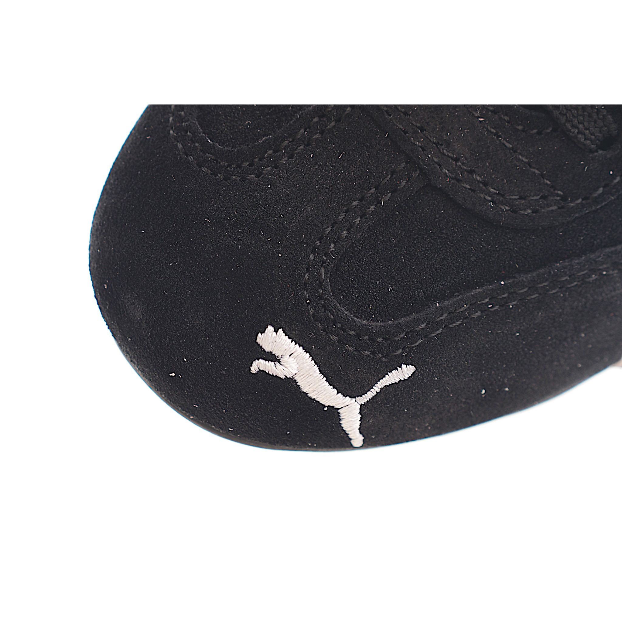 图片[7]-猪八 PA 美洲狮赛车儿童鞋 灵感来自赛道速度的PA经典之作，以其赛车鞋风格的形状和流畅的线条在人群中脱颖而出，看起来快速而大胆。将赛车运动带到街头，用我们标志性轮廓的最新版本来引领低调的潮流。 尺码：24-35 货号：9901-选品中心