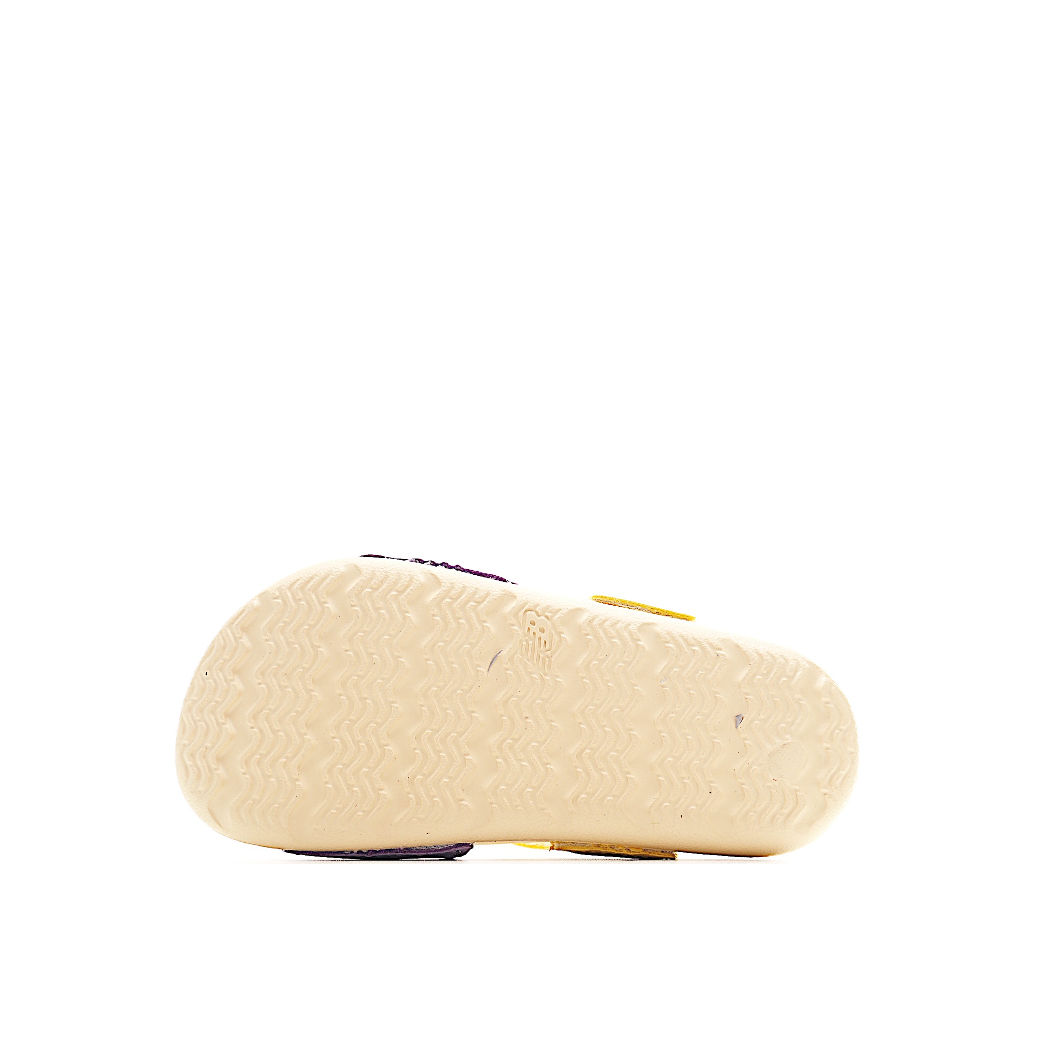 图片[7]-鞋身采用简洁的色彩进行搭配，缔造简洁利落外观和出众脚感，结合缓震与弹性的全新鞋底技术。具有魔术贴调节装署，稳固的后跟设计，软弹舒适不易磨脚，橡胶鞋底配合防滑纹路设计，平稳抓地。 尺码：22.5-37 货号：紫黄色-选品中心