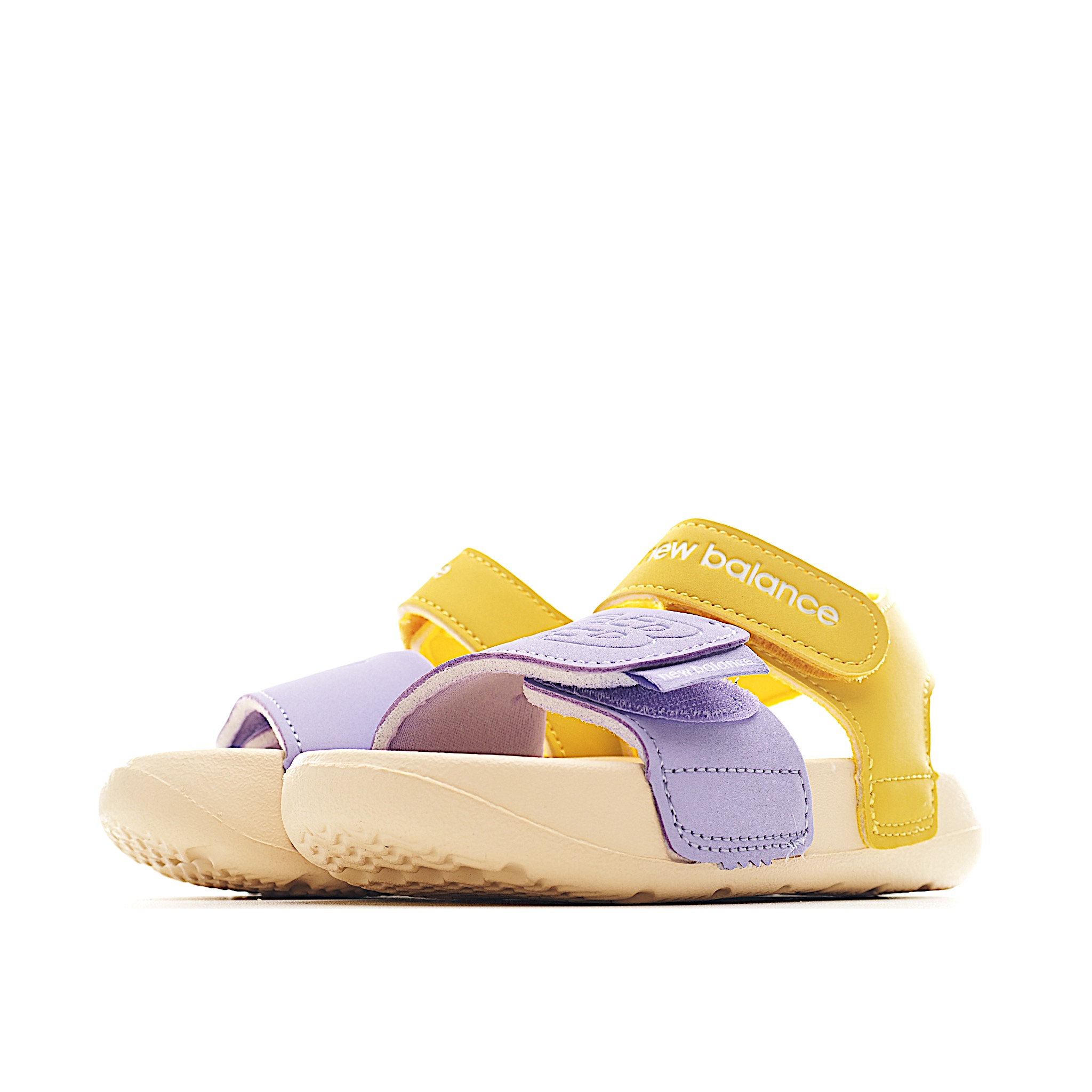 图片[3]-鞋身采用简洁的色彩进行搭配，缔造简洁利落外观和出众脚感，结合缓震与弹性的全新鞋底技术。具有魔术贴调节装署，稳固的后跟设计，软弹舒适不易磨脚，橡胶鞋底配合防滑纹路设计，平稳抓地。 尺码：22.5-37 货号：紫黄色-选品中心