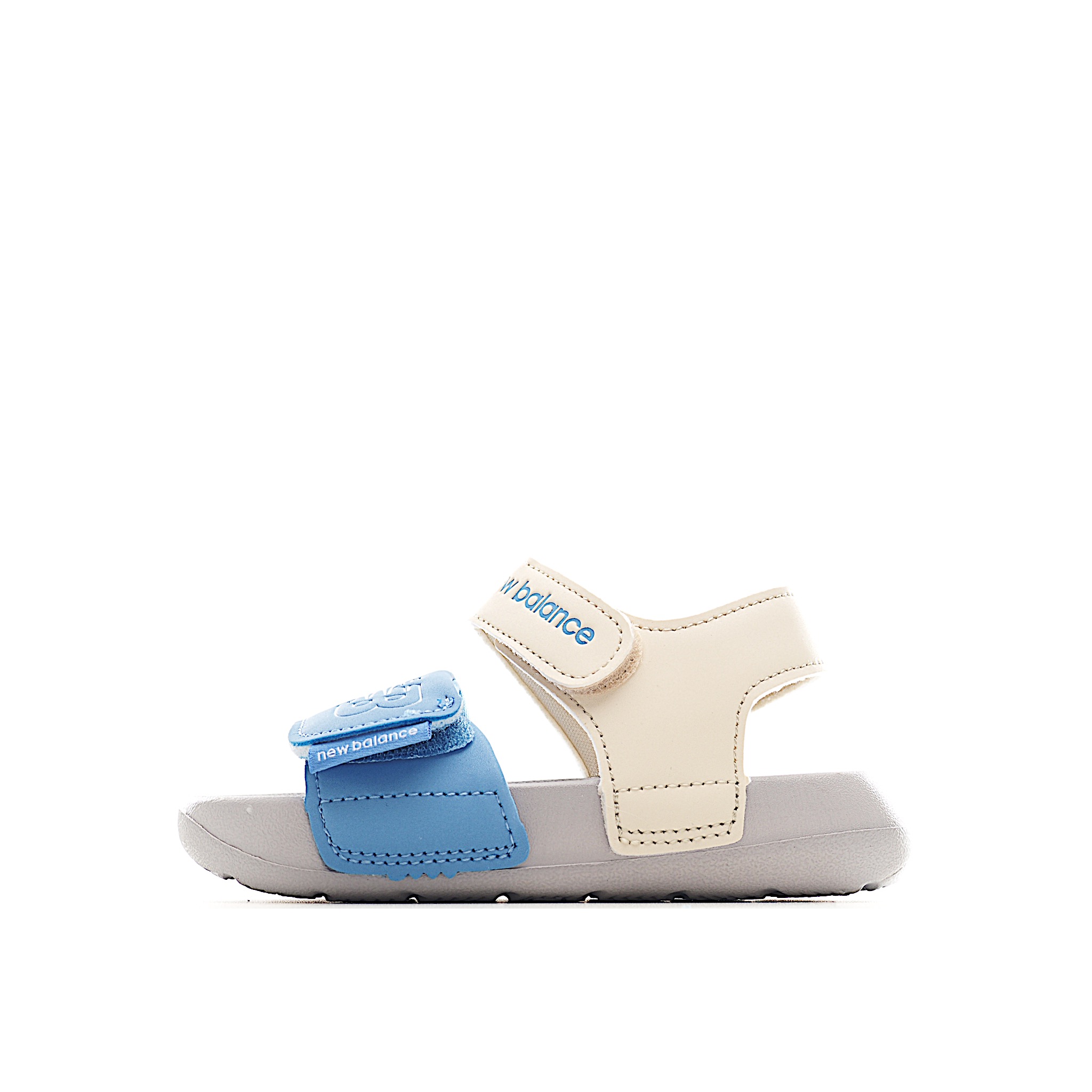 鞋身采用简洁的色彩进行搭配,缔造简洁利落外观和出众脚感,结合缓震与弹性的全新鞋底技术。具有魔术贴调节装署,稳固的后跟设计,软弹舒适不易磨脚,橡胶鞋底配合防滑纹路设计,平稳抓地。 尺码:22.5-37 货号:米蓝色-选品中心