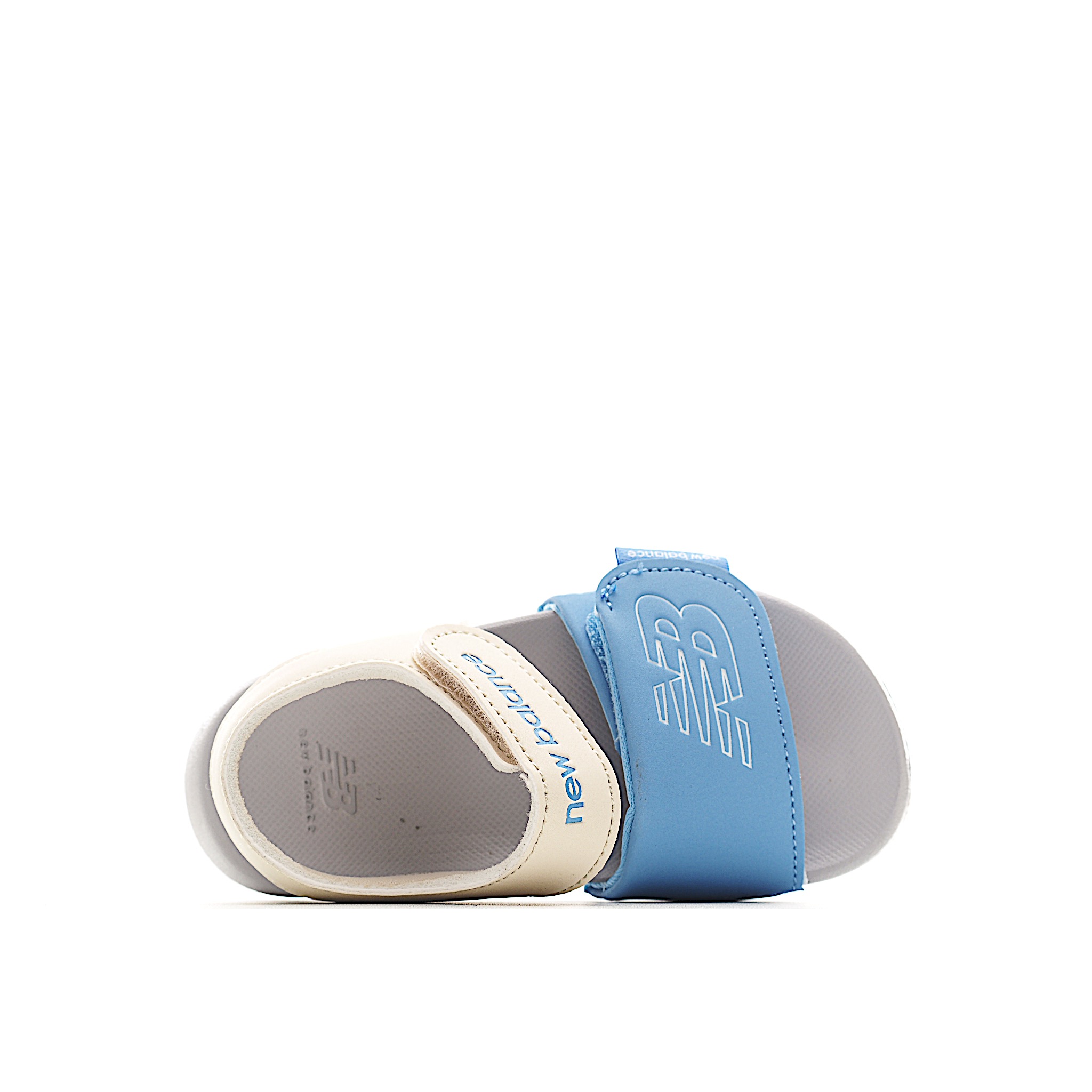 图片[2]-鞋身采用简洁的色彩进行搭配，缔造简洁利落外观和出众脚感，结合缓震与弹性的全新鞋底技术。具有魔术贴调节装署，稳固的后跟设计，软弹舒适不易磨脚，橡胶鞋底配合防滑纹路设计，平稳抓地。 尺码：22.5-37 货号：米蓝色-选品中心