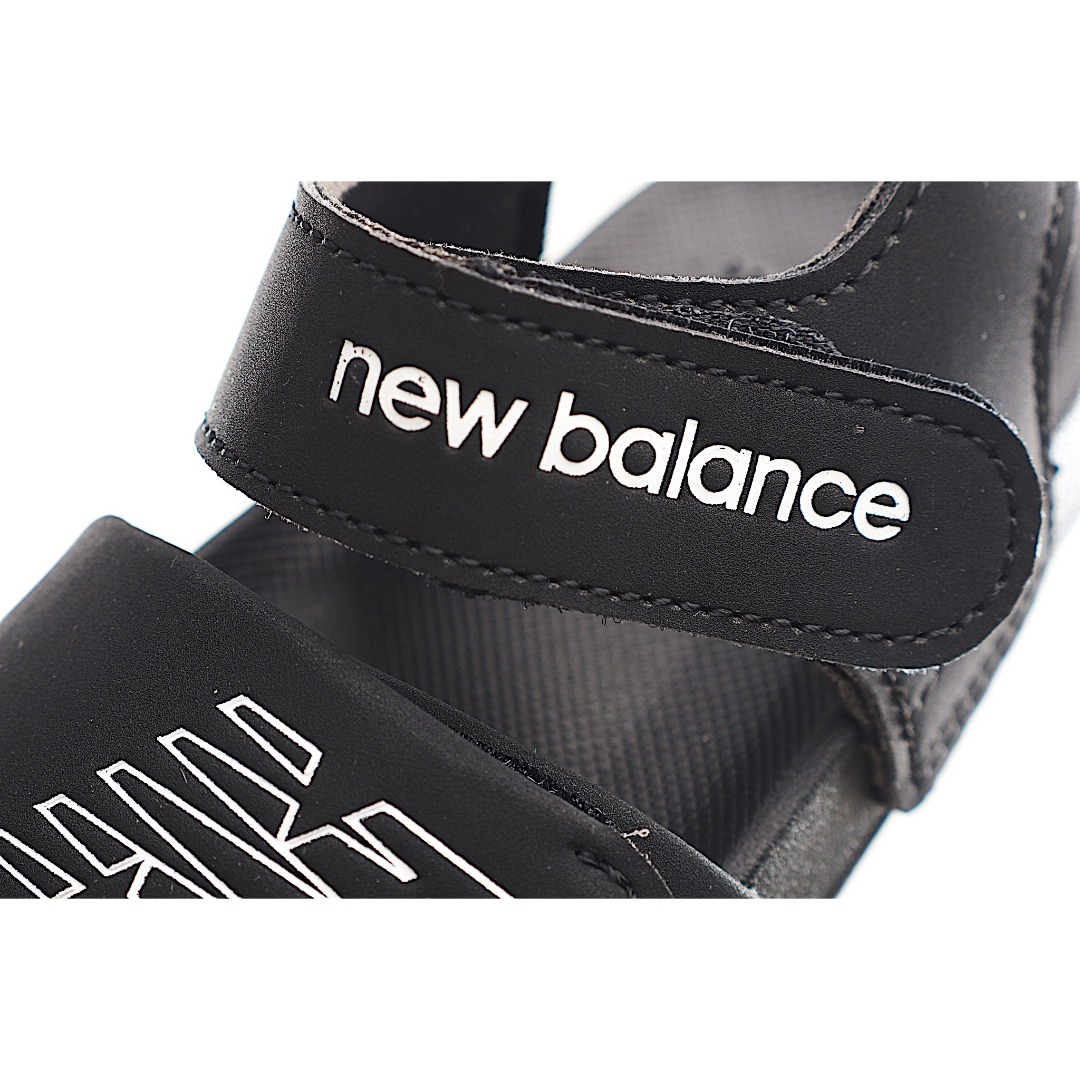 图片[5]-鞋身采用简洁的色彩进行搭配，缔造简洁利落外观和出众脚感，结合缓震与弹性的全新鞋底技术。具有魔术贴调节装署，稳固的后跟设计，软弹舒适不易磨脚，橡胶鞋底配合防滑纹路设计，平稳抓地。 尺码：22.5-37 货号：黑色-选品中心