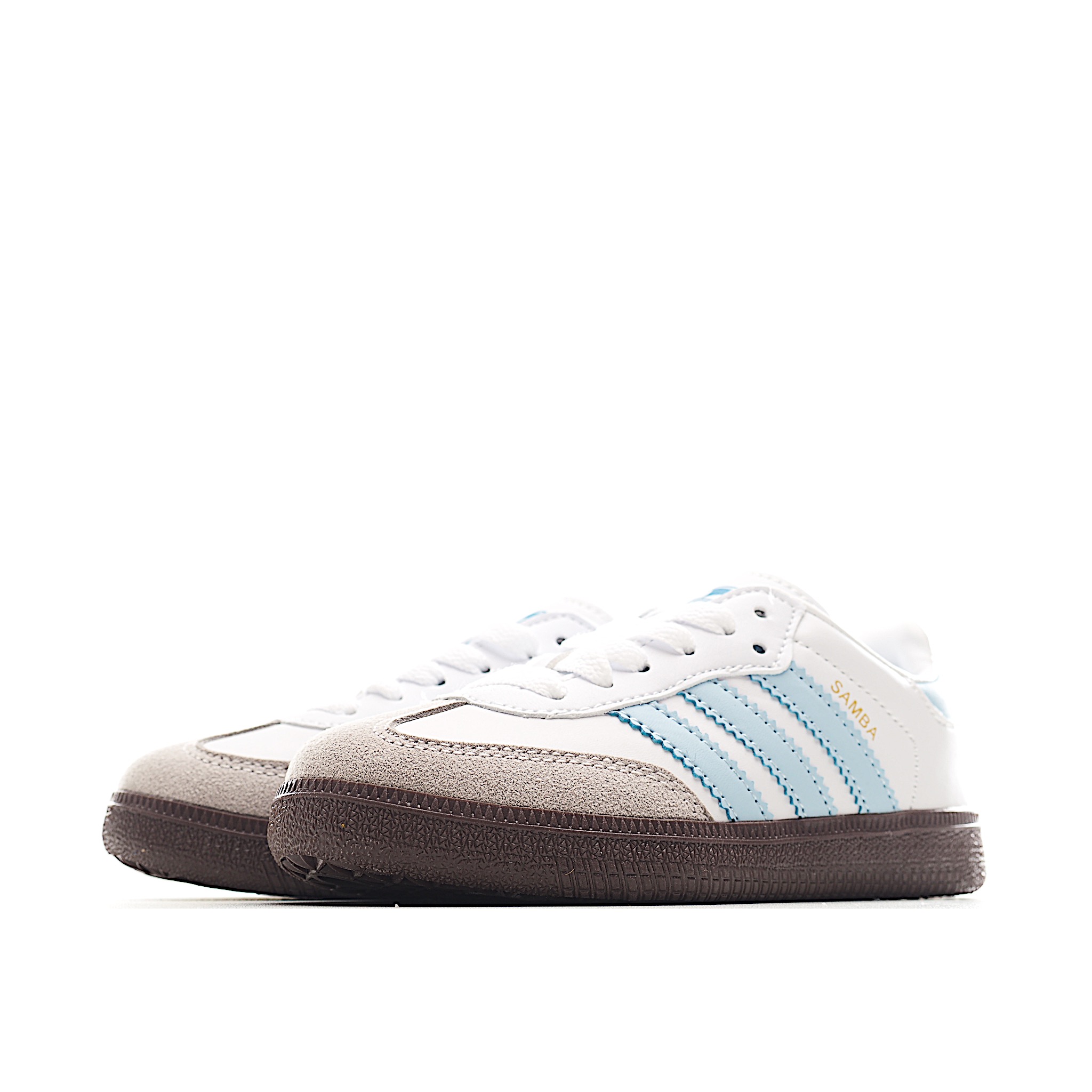 图片[3]-AD 德训 低帮儿童休闲鞋 注：22-27松紧带，28-37系带 如果你回到 1960 年代，你会发现职业足球运动员穿着桑巴，就像这些婴儿鞋一样，几乎就像他们一样。尺寸缩小适合儿童，配有柔软的鞋垫，在全天玩耍时感觉舒适。皮革鞋面、胶橡胶鞋底和3条纹保持经典。 货号：2010 尺码：22-37-选品中心