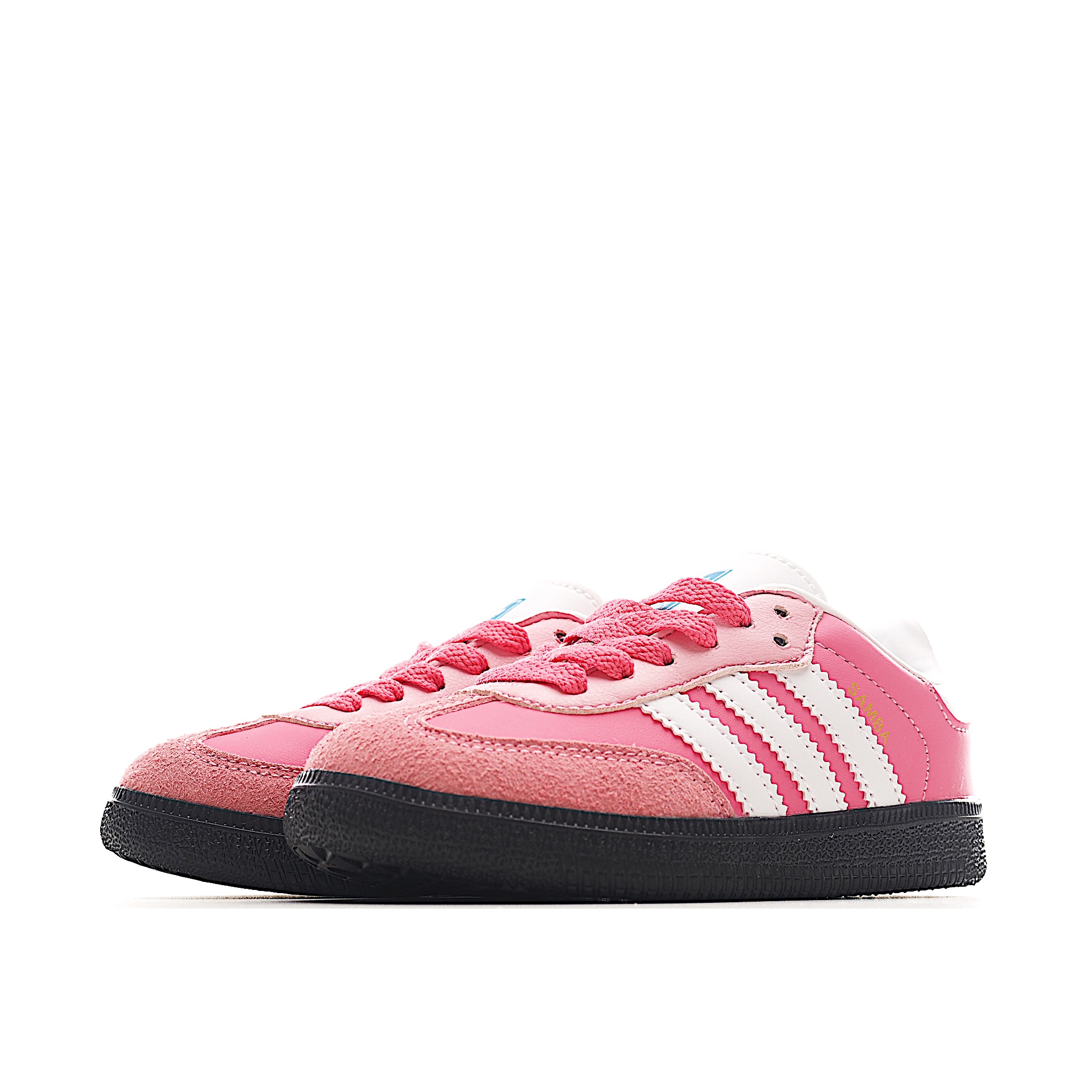 图片[3]-AD 德训 低帮儿童休闲鞋 注：22-27松紧带，28-37系带 如果你回到 1960 年代，你会发现职业足球运动员穿着桑巴，就像这些婴儿鞋一样，几乎就像他们一样。尺寸缩小适合儿童，配有柔软的鞋垫，在全天玩耍时感觉舒适。皮革鞋面、胶橡胶鞋底和3条纹保持经典。 货号：1024 尺码：22-37-选品中心